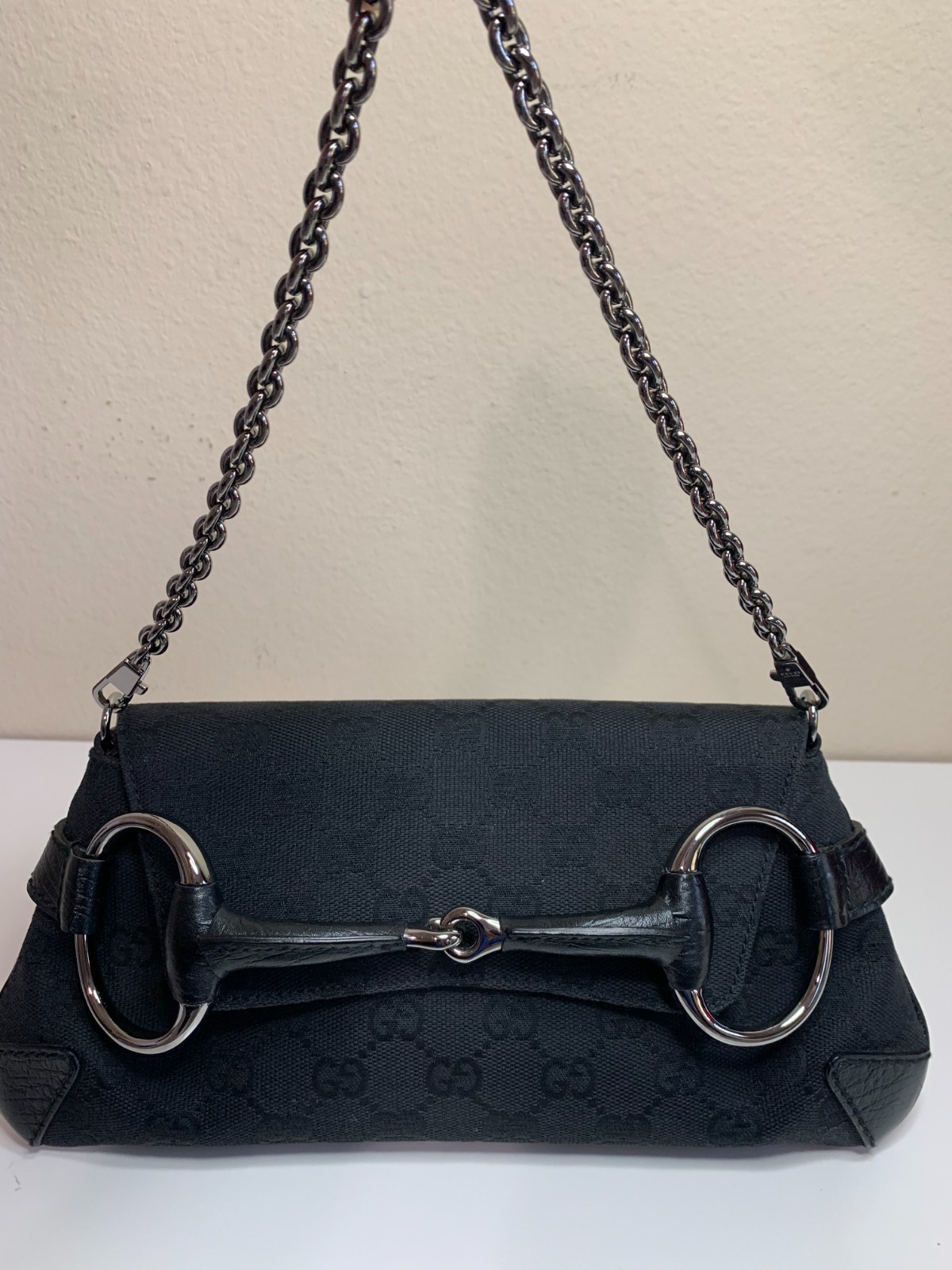 Gucci Horsebit Chain Shoulder Bag Clutch Black GG Canvas Silver 114923 Italy