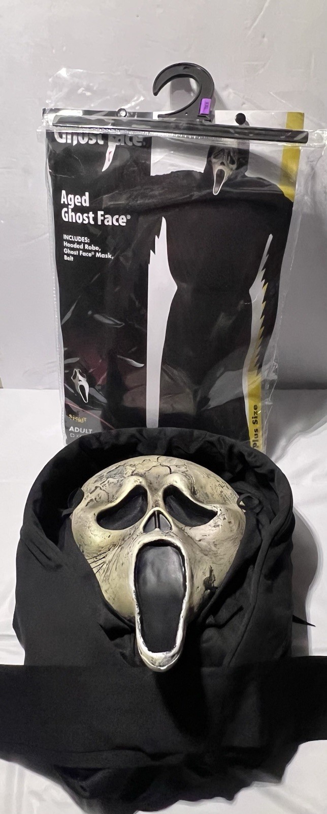 Spirit Halloween Scream Aged Ghost Face Costume Adult XXL Mask Robe Belt NWT NEW