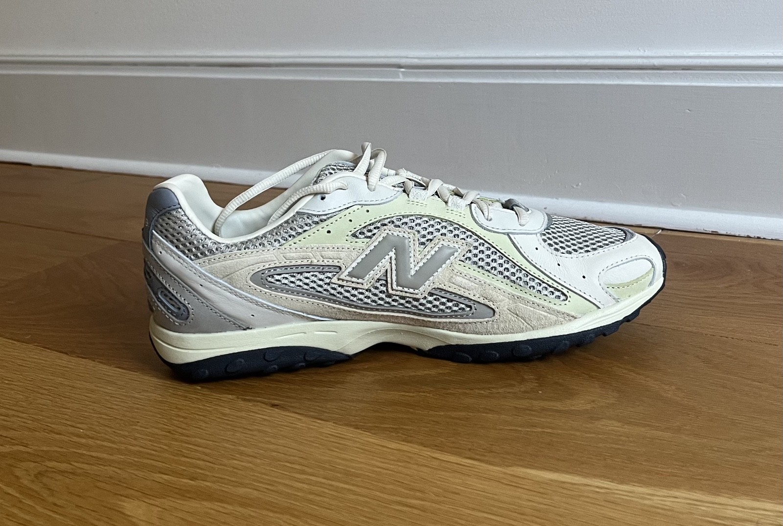 AURALEE x New Balance 204L Brown Green US Men 9/Women 10.5 U204L7YU