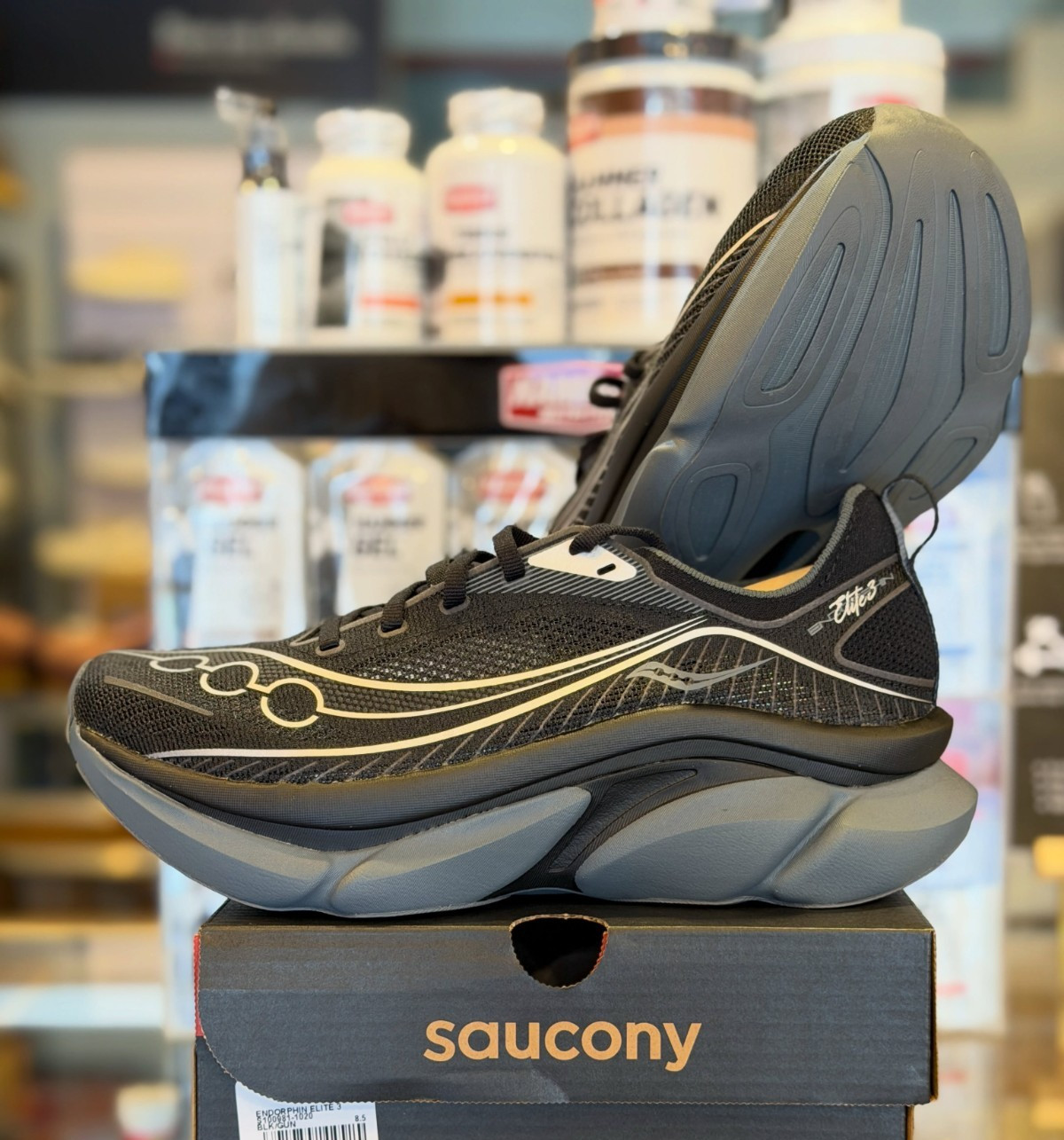 Saucony Endorphin Elite 3 men\'s Size 11 New