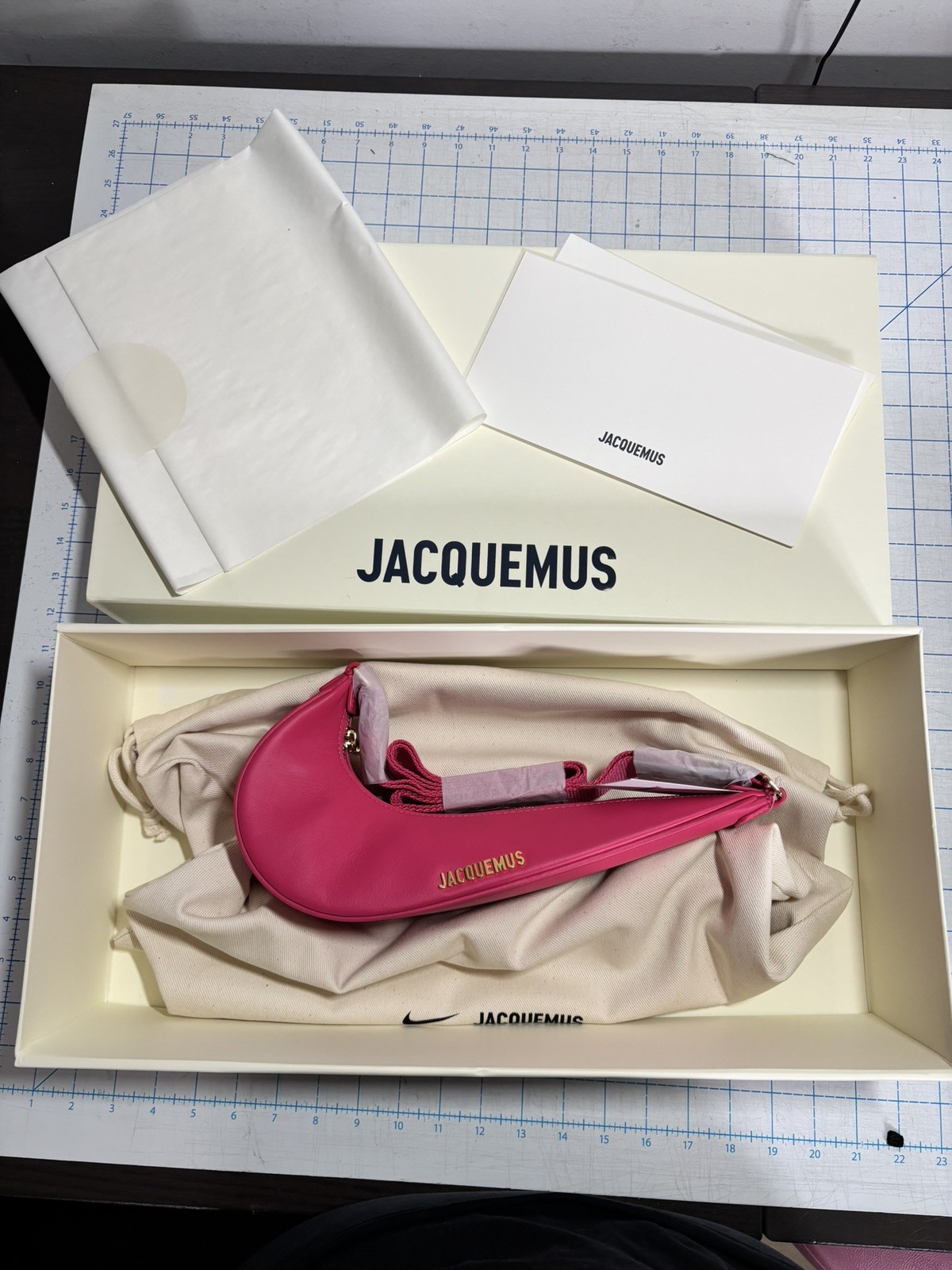 Jacquemus x Nike Le Sac Swoosh Shoulder Bag Dark Pink Bag DQ0324-653 New w/ Box