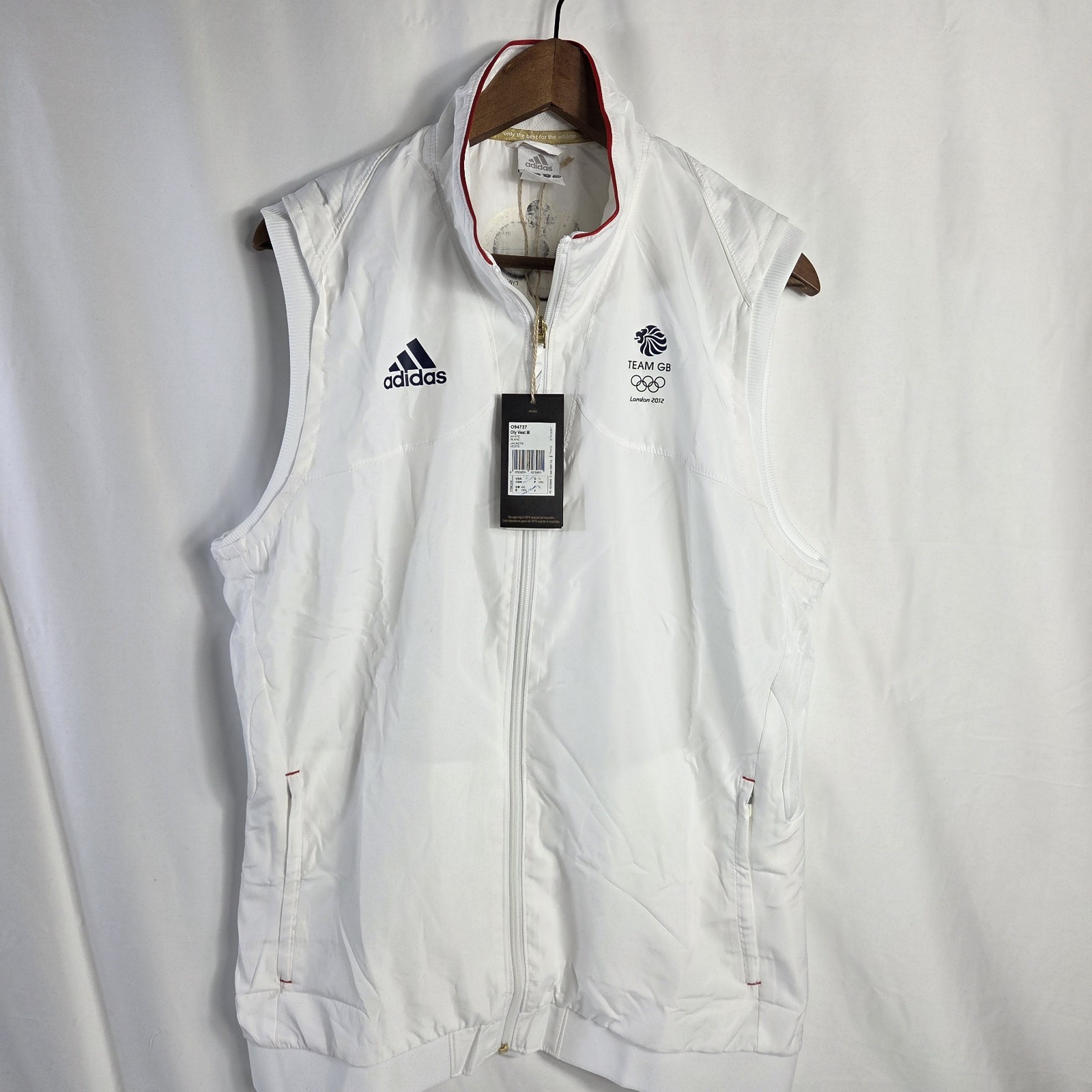 Adidas Team GB London Olympics 2012 Oly VEST. UK men\'s size L BNWT