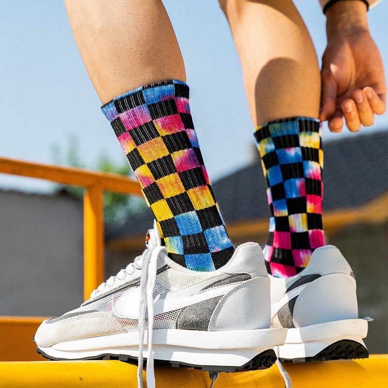 2 Pairs Tie Dye Checkerboard Crew Socks Colorful Streetwear Unisex Plaid Pattern