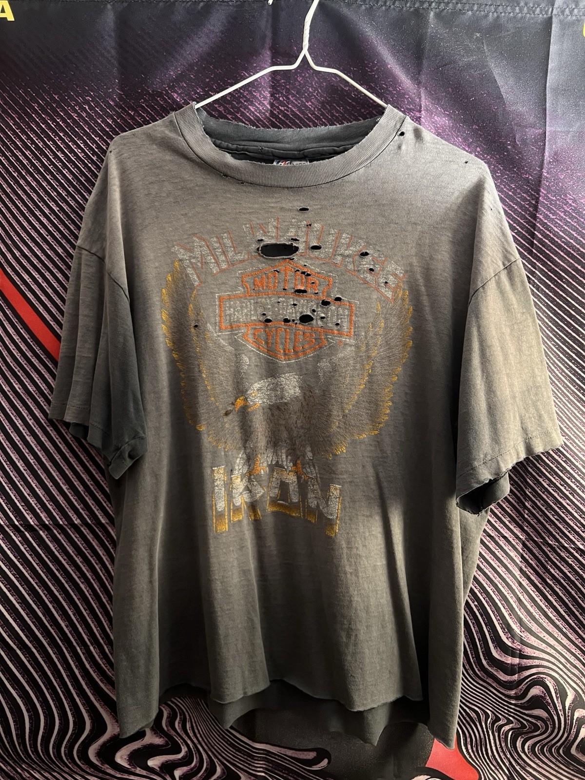 Vintage 1986 Milwaukee Iron Harley Davidson Paper Thin Mens T Shirt USA Faded XL
