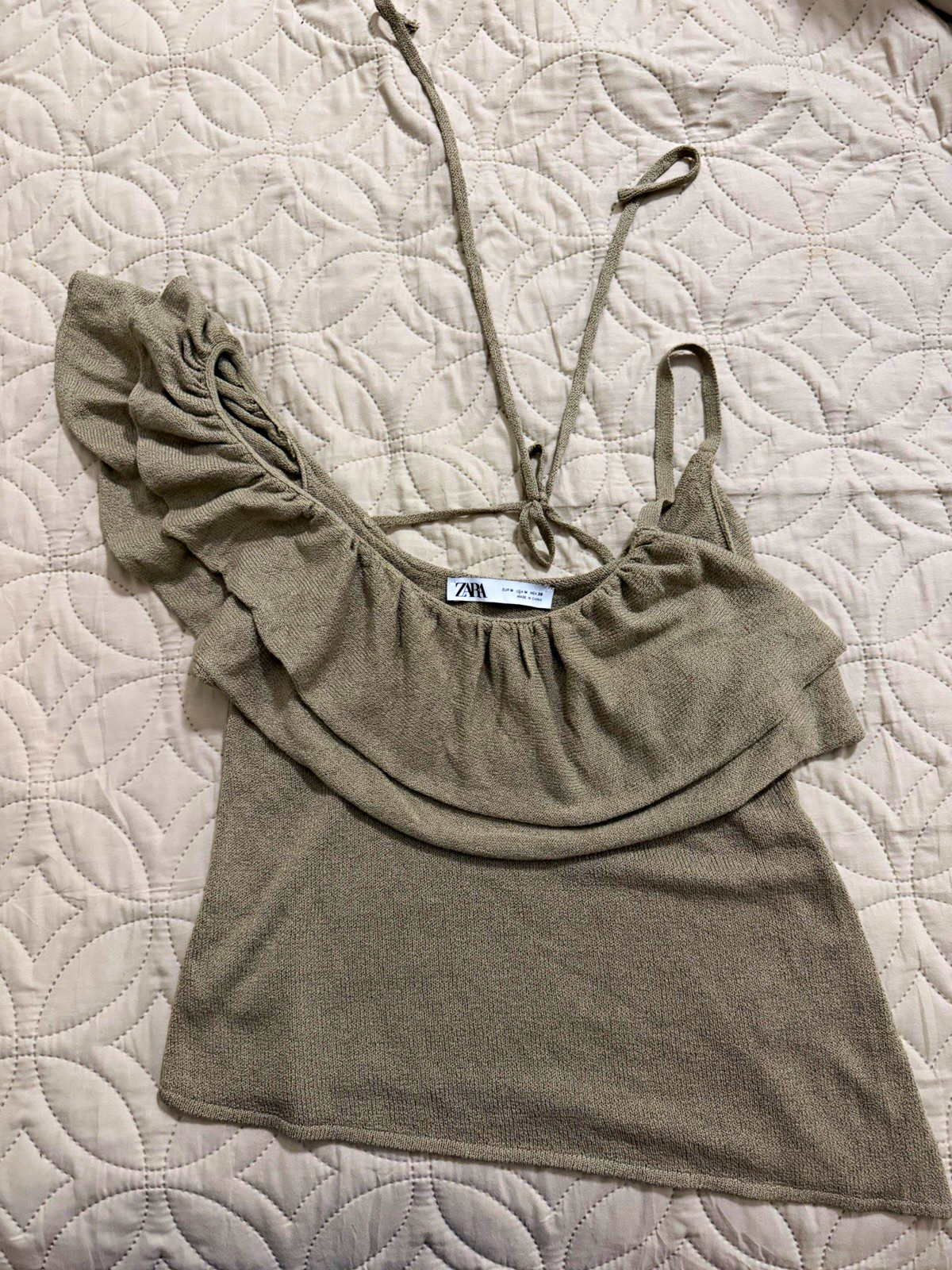 Zara Women’s Green Off-Shoulder Ruffle Cropped Knit Top Spaghetti Strap S