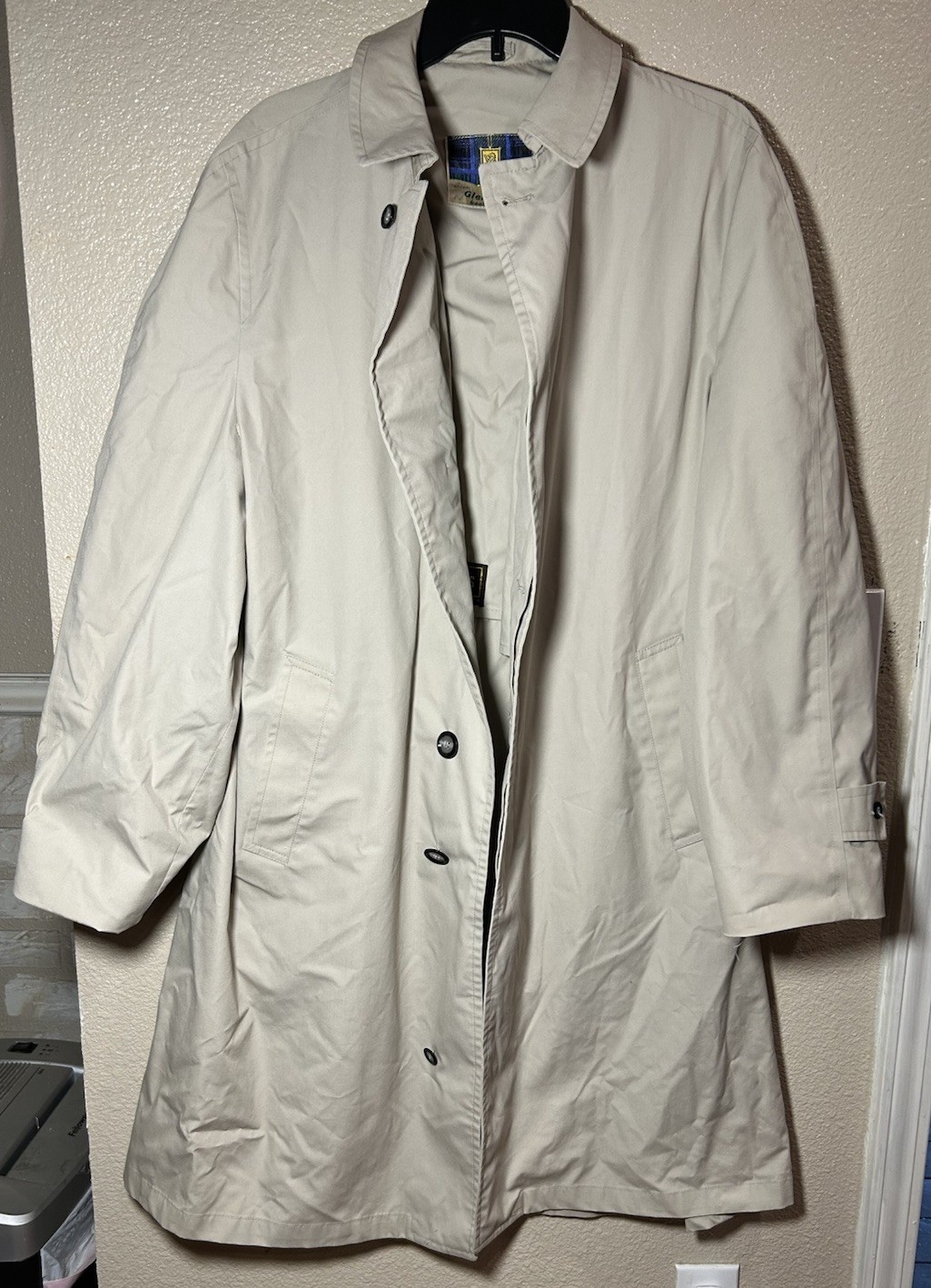 Vtg 1970\'s Beige Gleneagles trench coat 40R