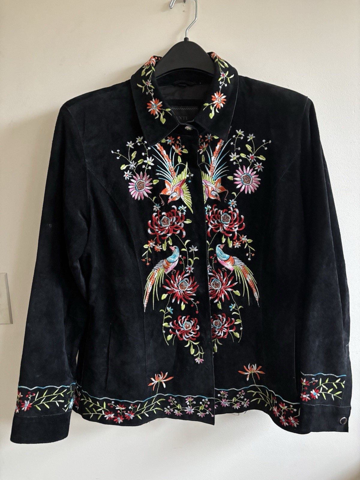Avanti Black Suede Jacket M With Floral And Bird Embroidery Excellent Condition