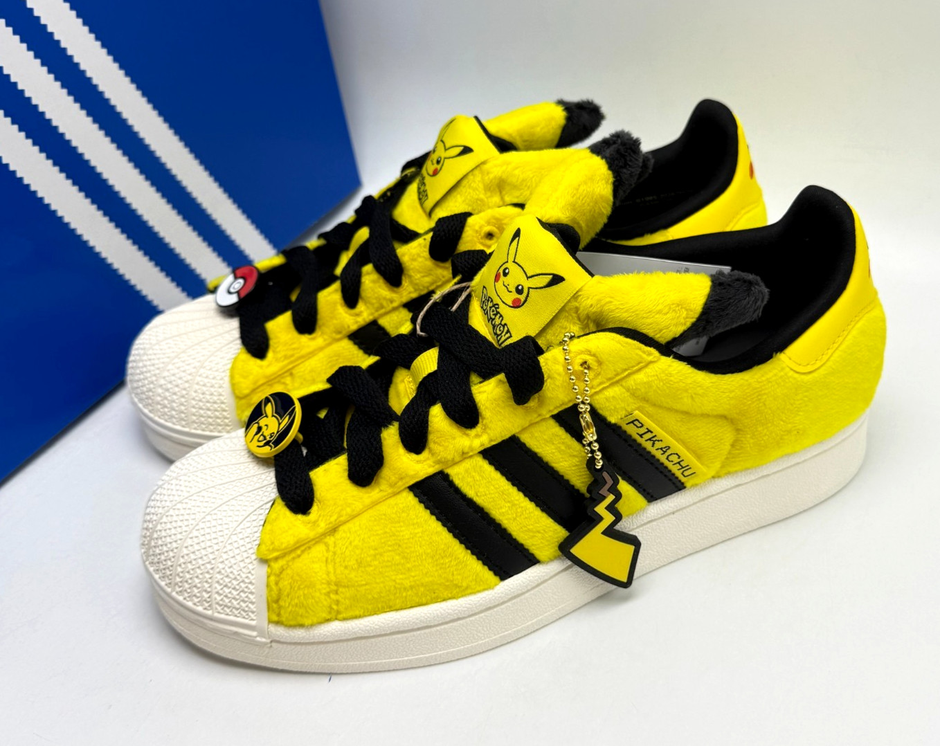 Youth adidas Originals Superstar II J Pokemon Pikachu Yellow Shoes KJ5615