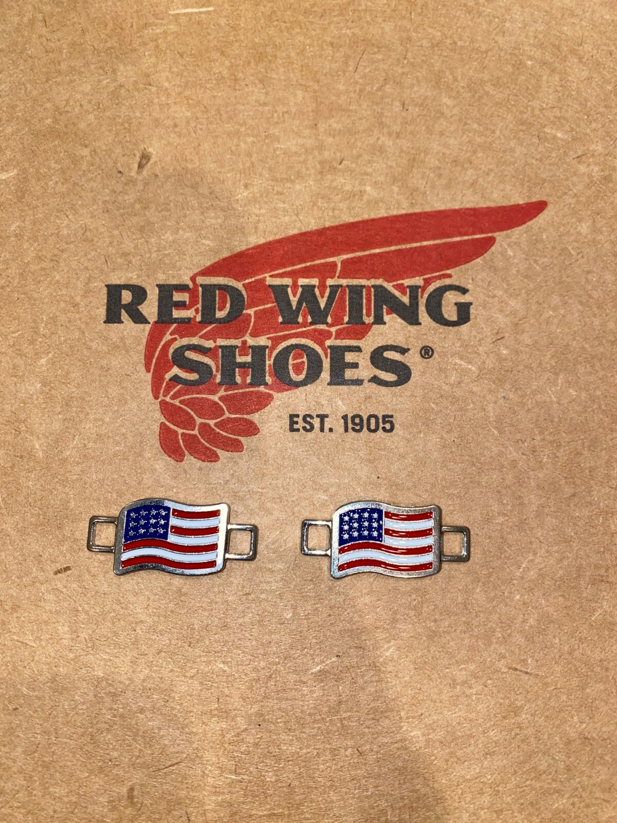 ONE PAIR OF RED WING SHOES AMERICAN FLAG BOOT LACE SHOE KEEPER CHARMS USA