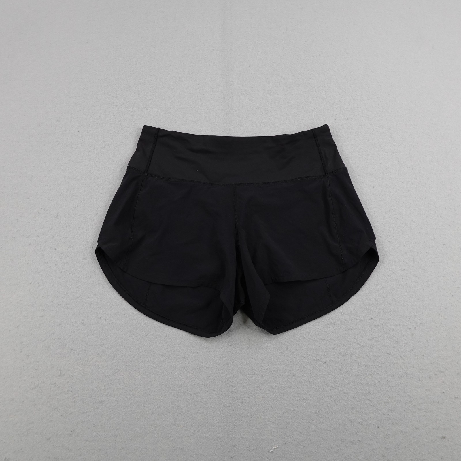 Lululemon Shorts Womens 6 Black Lined Speed Up Running Athletic Workout Yoga Gym