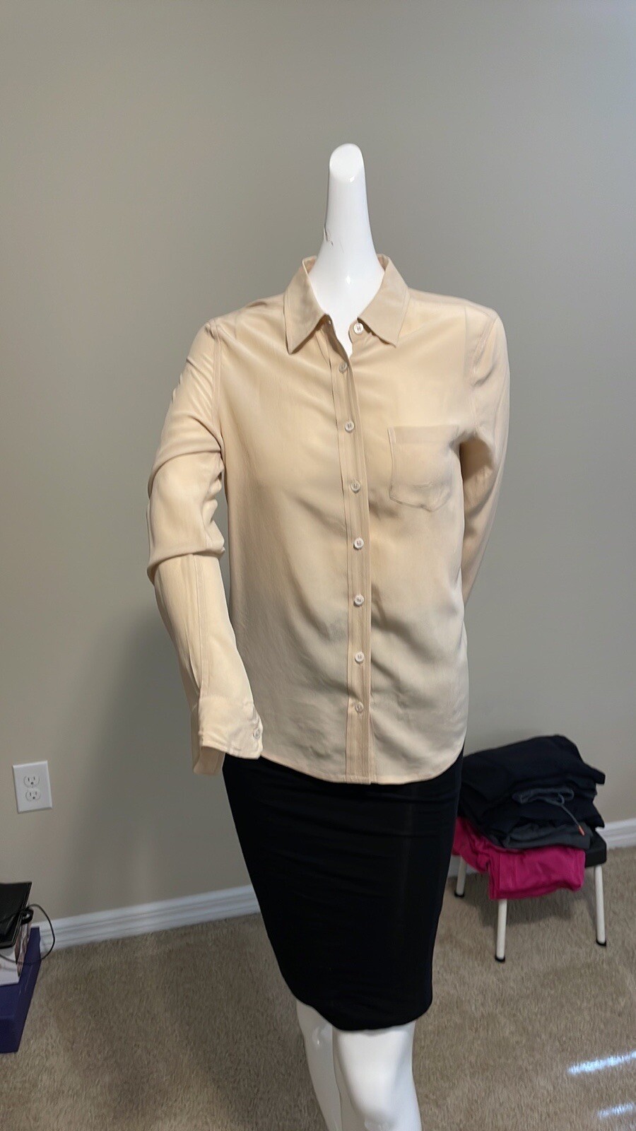 Equipment Brett Nude Beige Washed Silk Button Front One Pocket Shirt Blouse Sz S