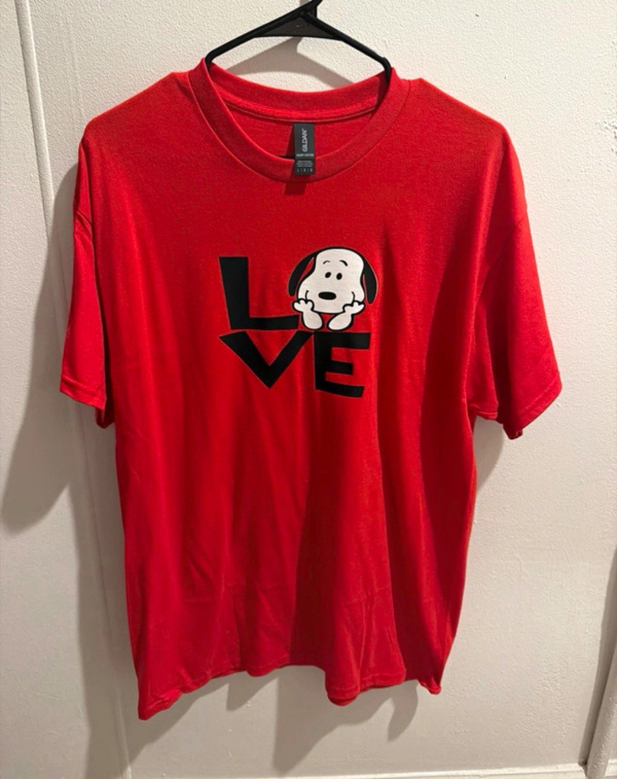 Peanuts Snoopy Love Men\'s L Red Graphic Print Crew Neck Short Sleeve T-Shirt