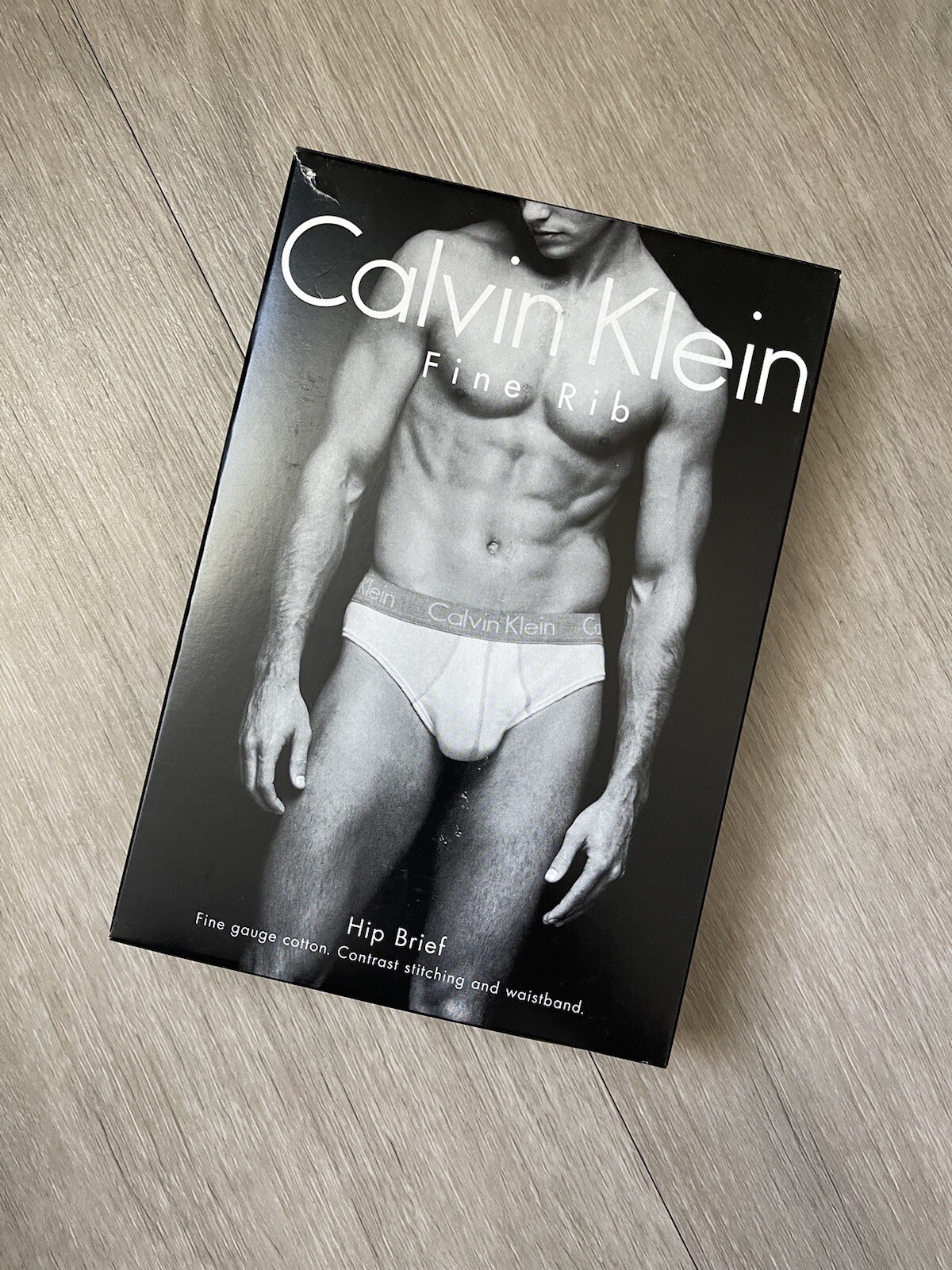 RARE NIB VINTAGE Calvin Klein Men\'s Fine Rib Hip Brief Black Medium U3300