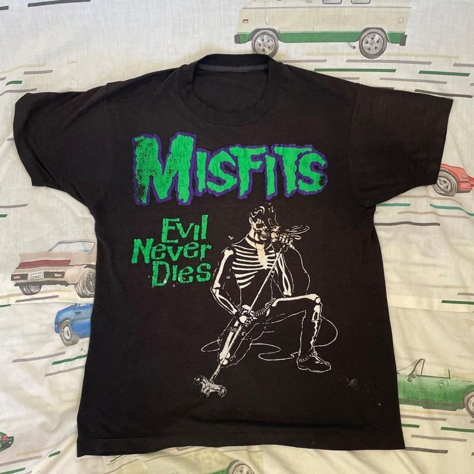 Vintage 90s Misfits Evil Never Dies Glenn Danzig Skeleton Devilock t-shirt