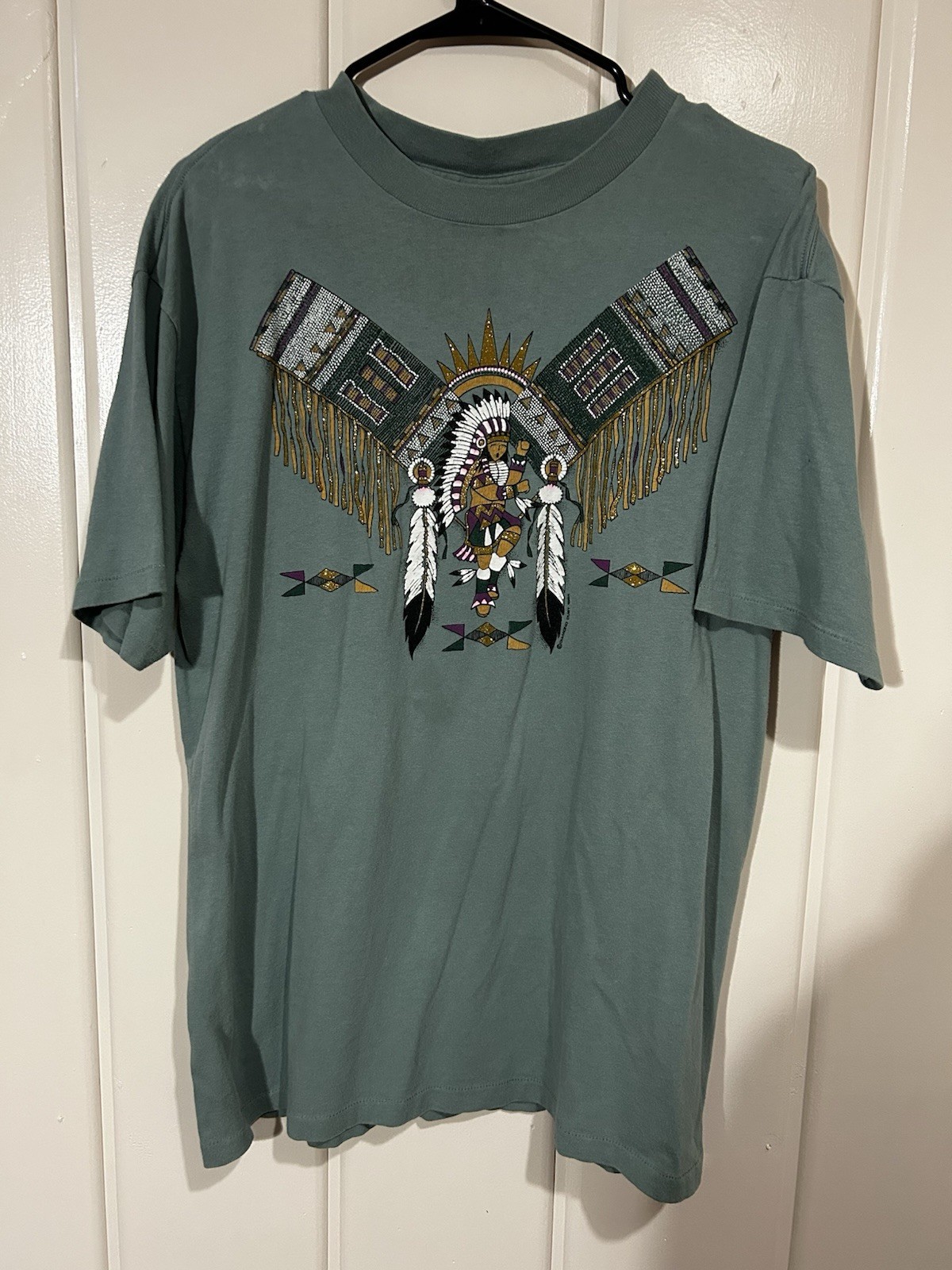 Diamond Dust Native American Dancer T-Shirt Size L Gold Glitter Vintage 1994