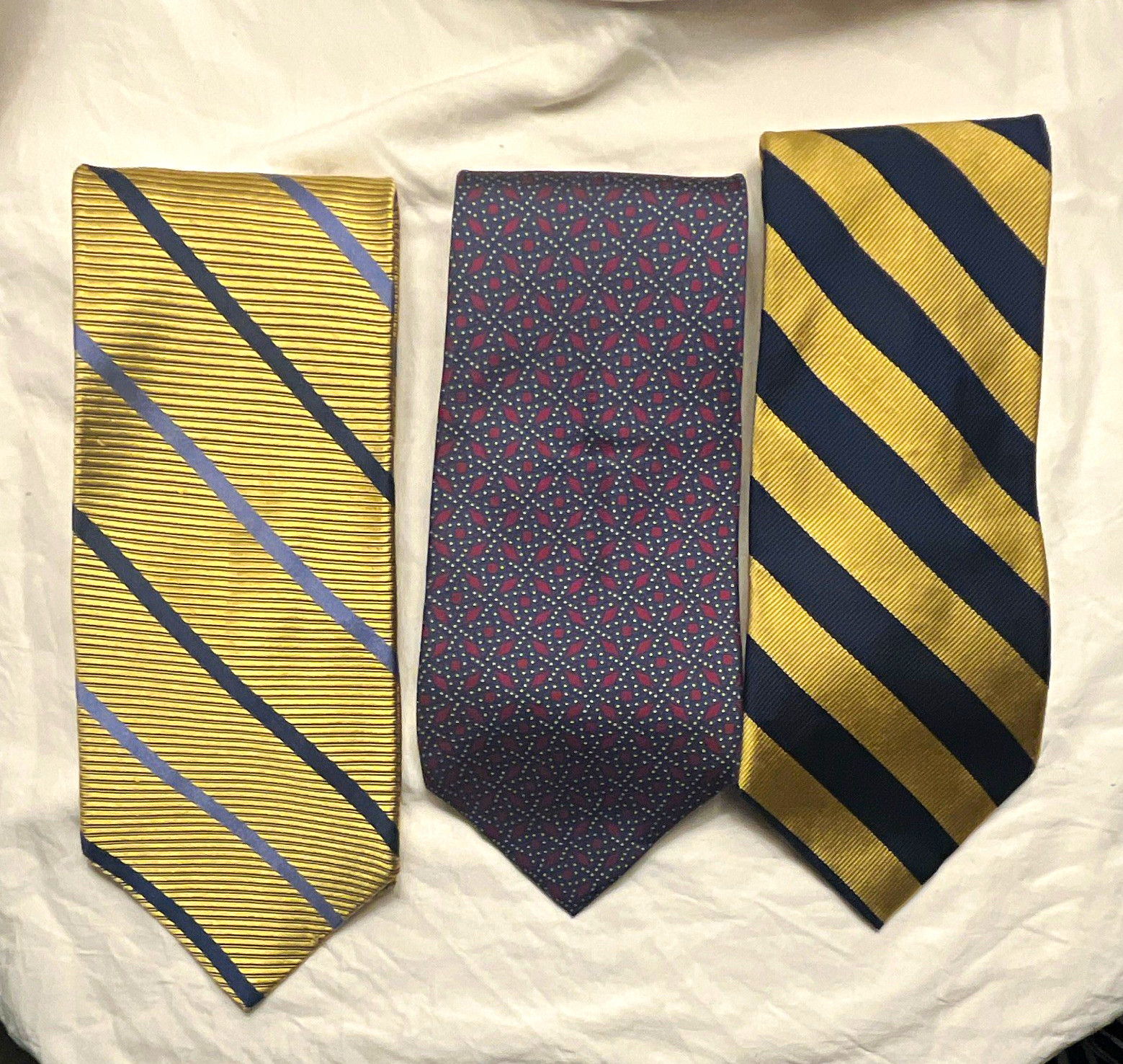 Vintage Lord & Taylor lot of 3 Men's Silk Ties Striped Geometric Gold Blue Navy