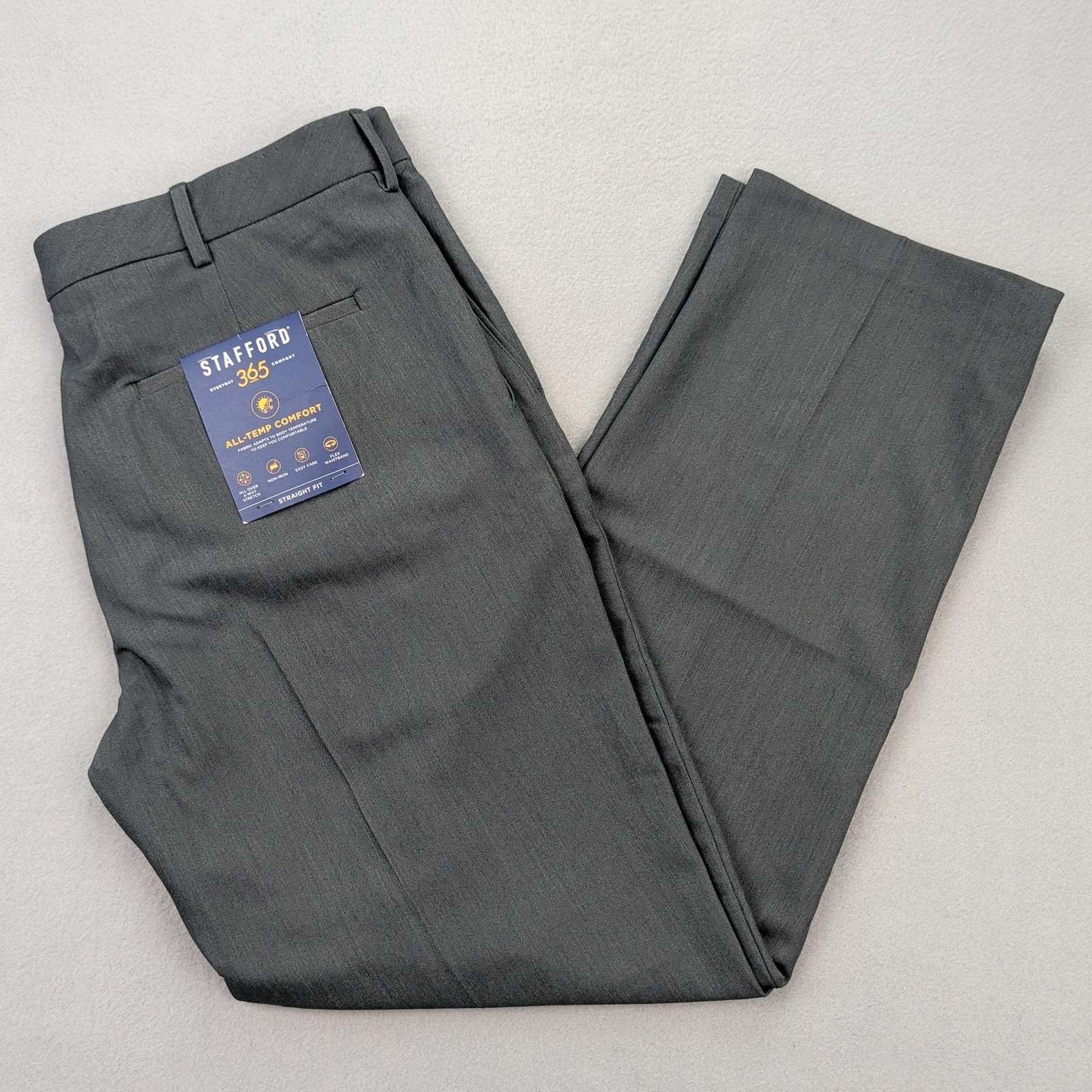 Stafford Pants Mens 34x30 Gray 365 All-Temp Comfort Straight Fit 4-Way Stretch