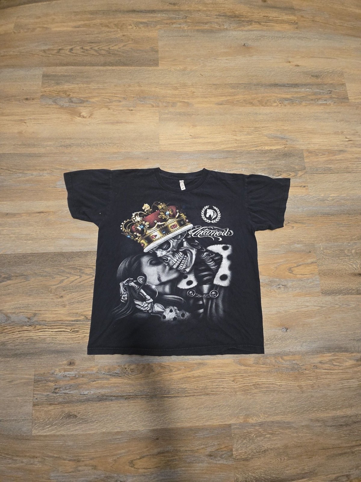 ShirtBANC Untamed Lovers Skeleton King Graphic T-Shirt Black