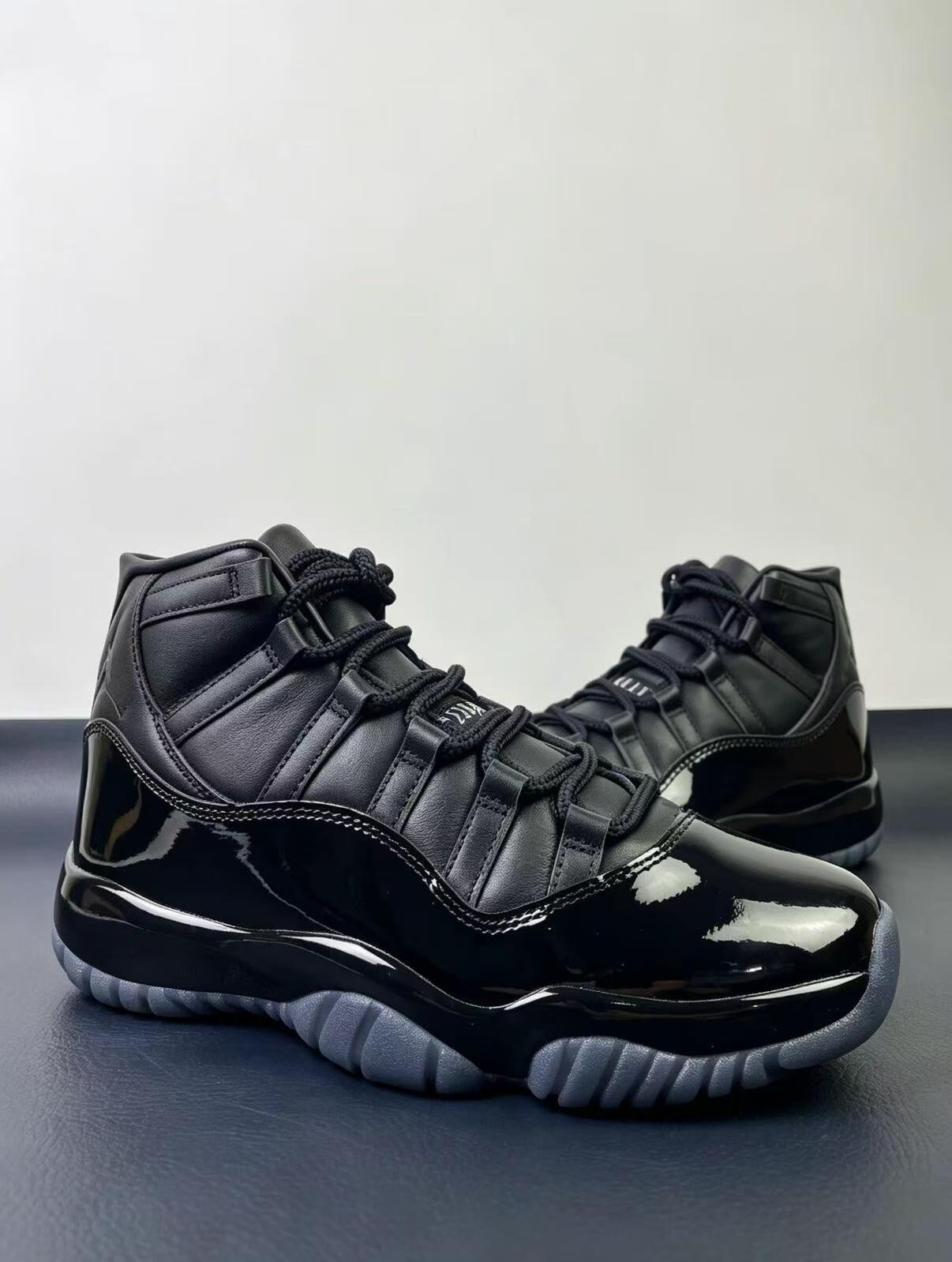 Comme des GarçOns x Air Jordan 11 Retro 'Black' IV7639-001
