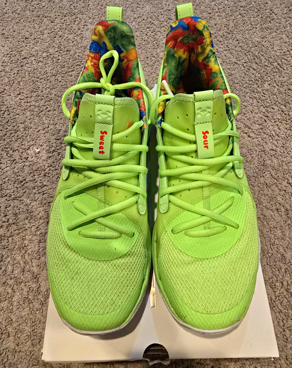 Lot Of Sneaker From Curry 7 Sour Patch Kids To Jordan 13 Retros. See Pics