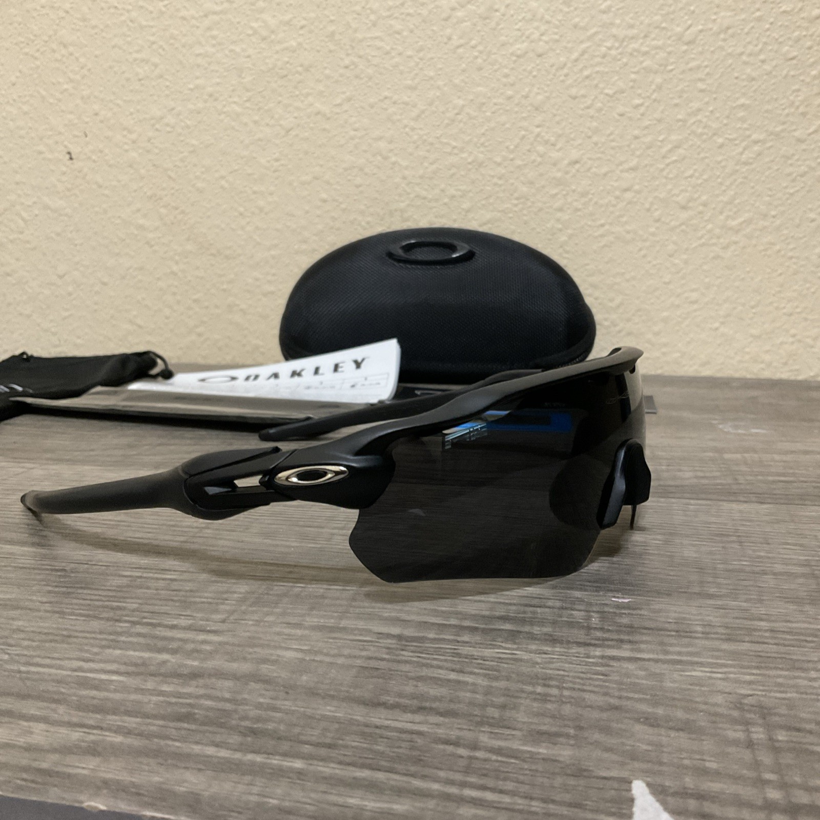 NEW Oakley 009208 Radar Ev Path Men\'s Sunglasses Matte Black Frame - Prizm Lens
