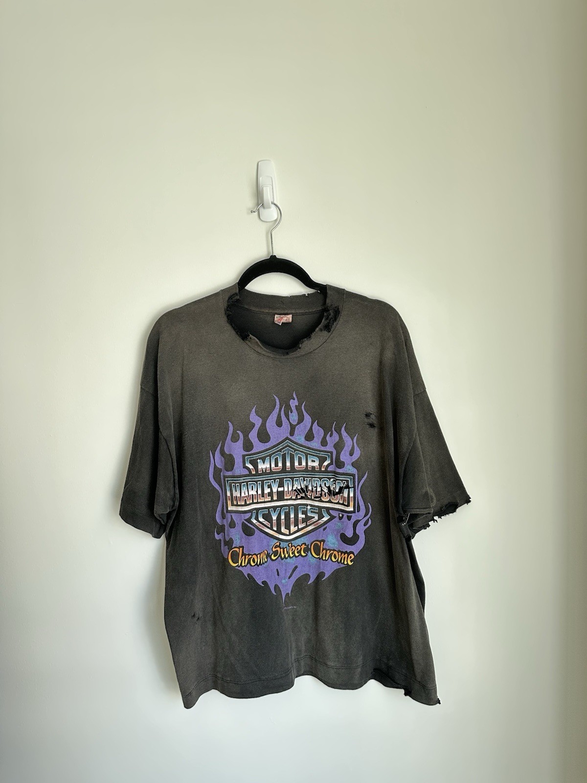 GRAIL Vintage 90s Harley Davidson Chrome Sweet Chrome Biker T-Shirt