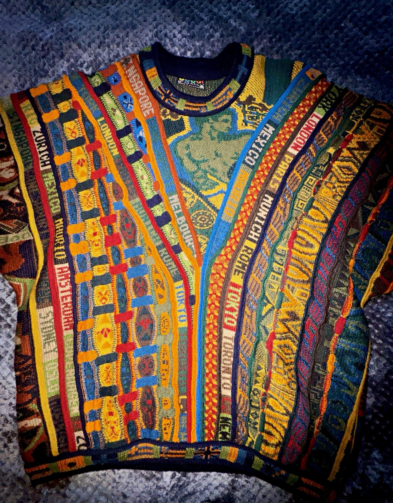 Rare Vintage COOGI Australia Global / World Countries 3D Knit Sweater Size M