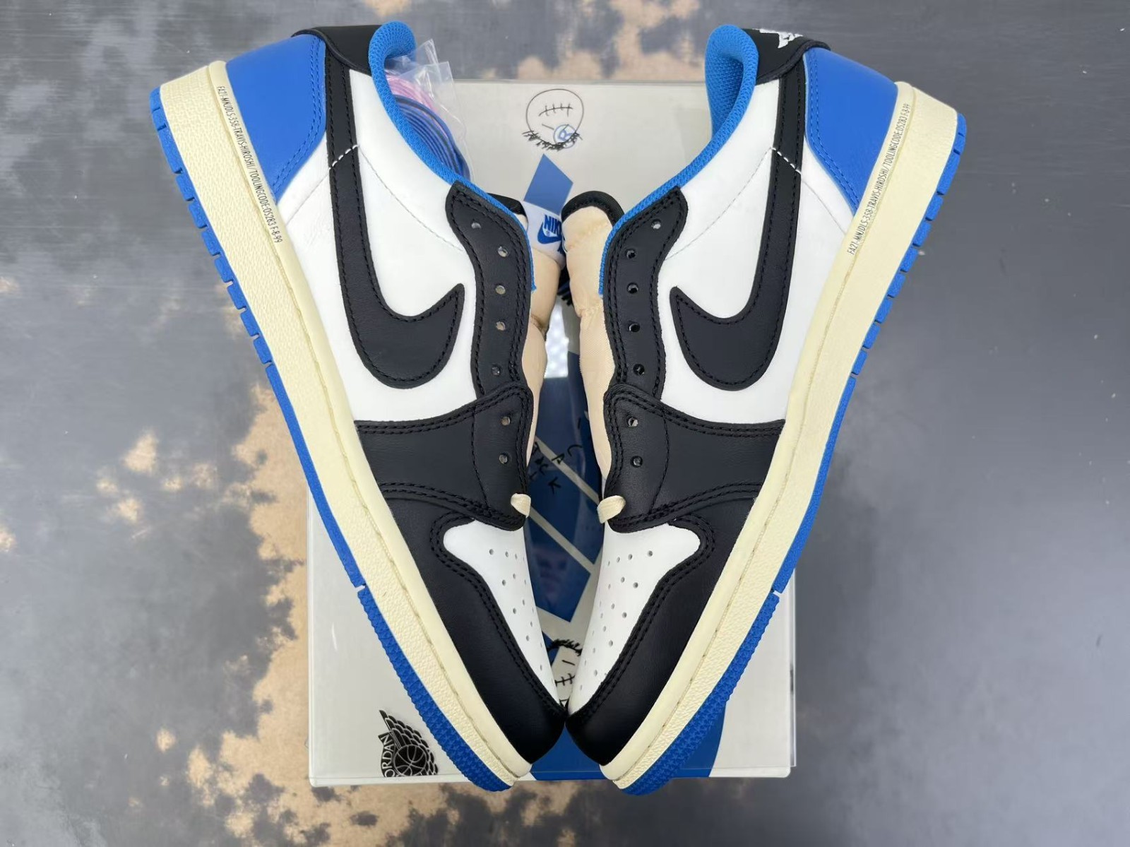 Jordan 1 Retro Low OG SP Fragment x TS Men\'s DM7866-140 SIZE 10.5 US