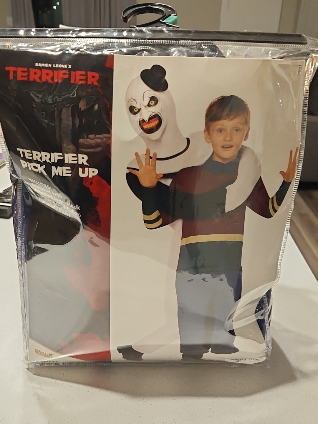 Spirit Halloween Kids Art the Clown Costume Terrifier L/XL small rip but works