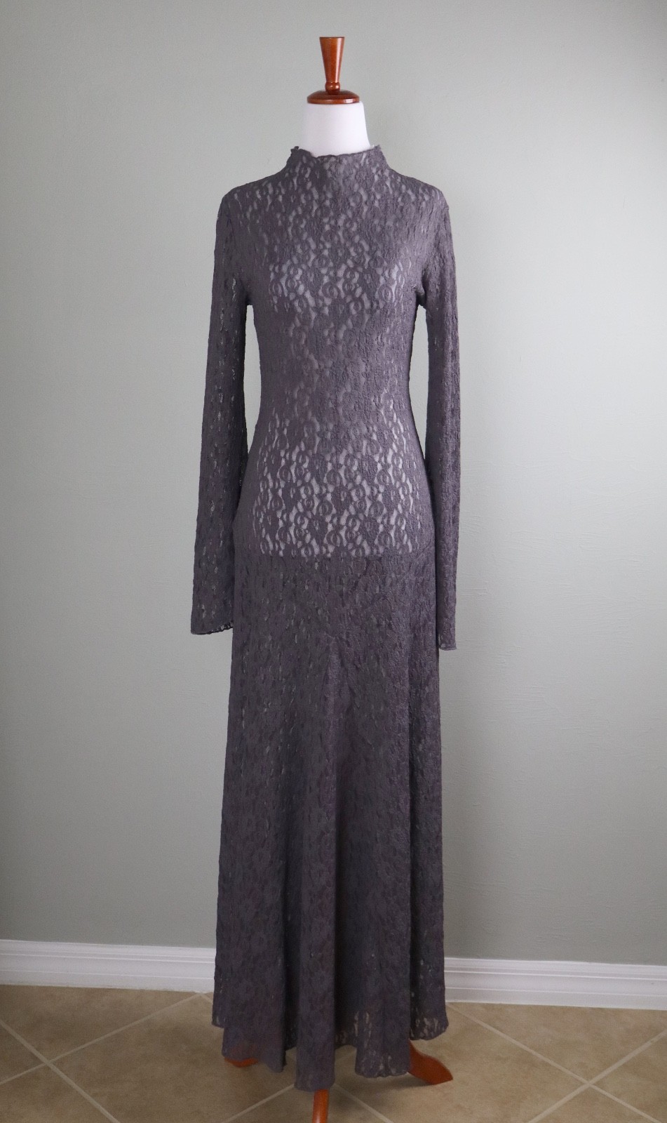 ZARA NWT Sheer Stretch Mesh Lace Purple Mock Neck Maxi Dress Size Medium