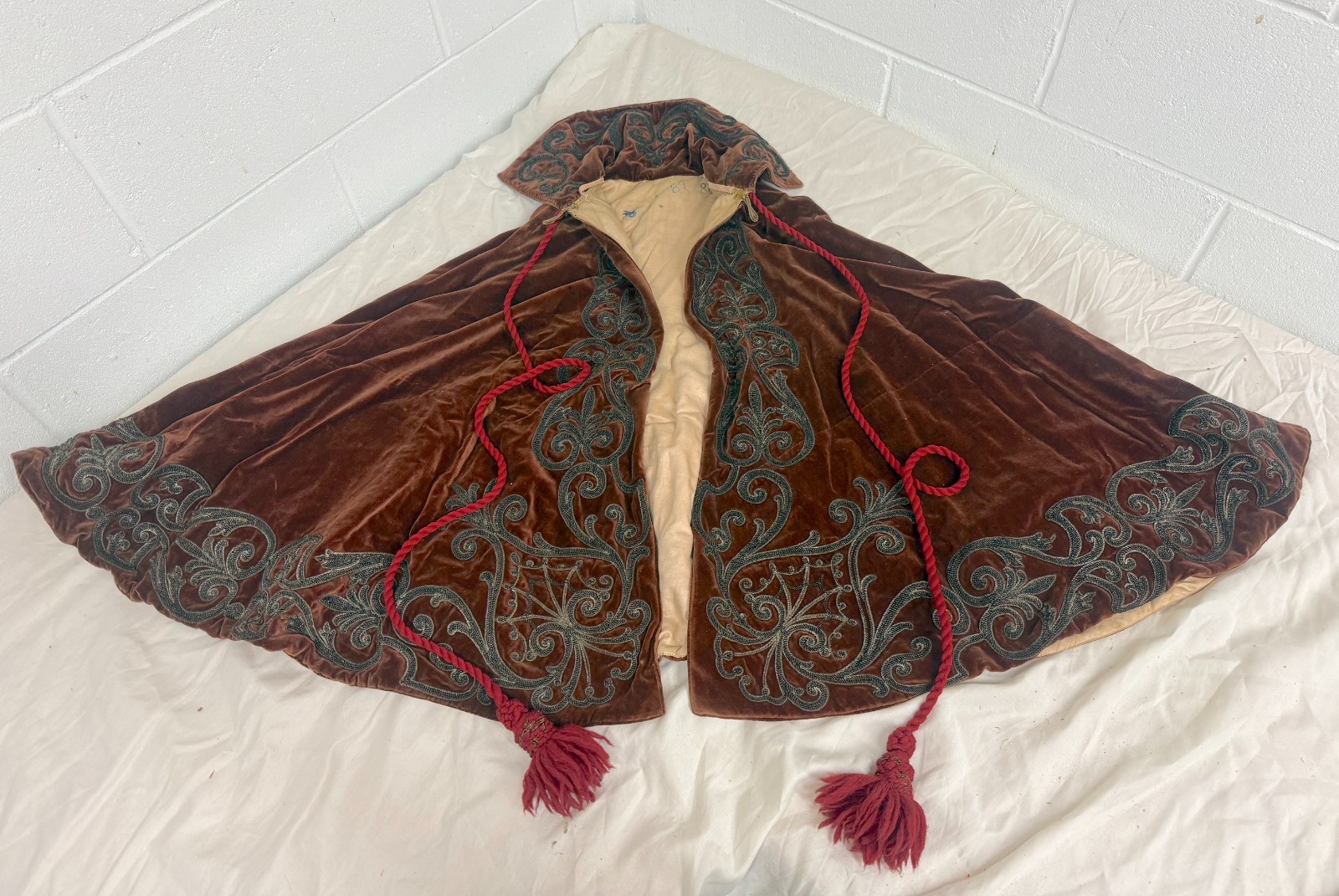 Rare antique hand embroidered metal thread 18th century red velour cloak cape
