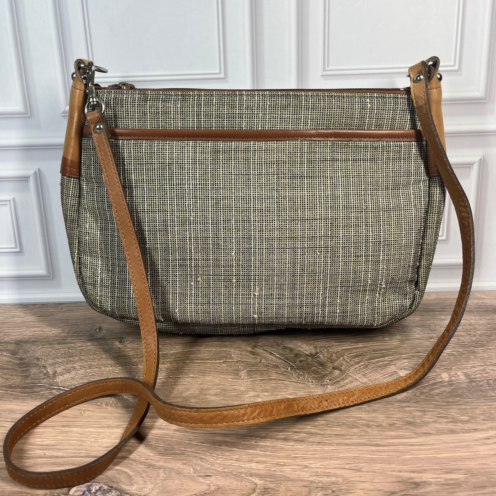 Vintage Orvis Tweed & Leather Crossbody Shoulder Bag Purse Tan Cream Boho Gorp