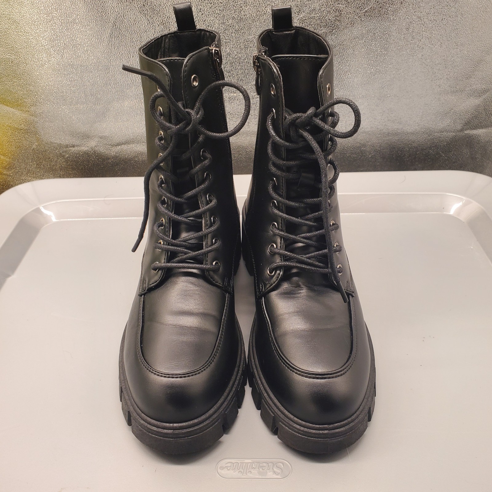 Jellypop Black Lace Up Side Zip Boots Womens Size 8 Chunky Lug Sole