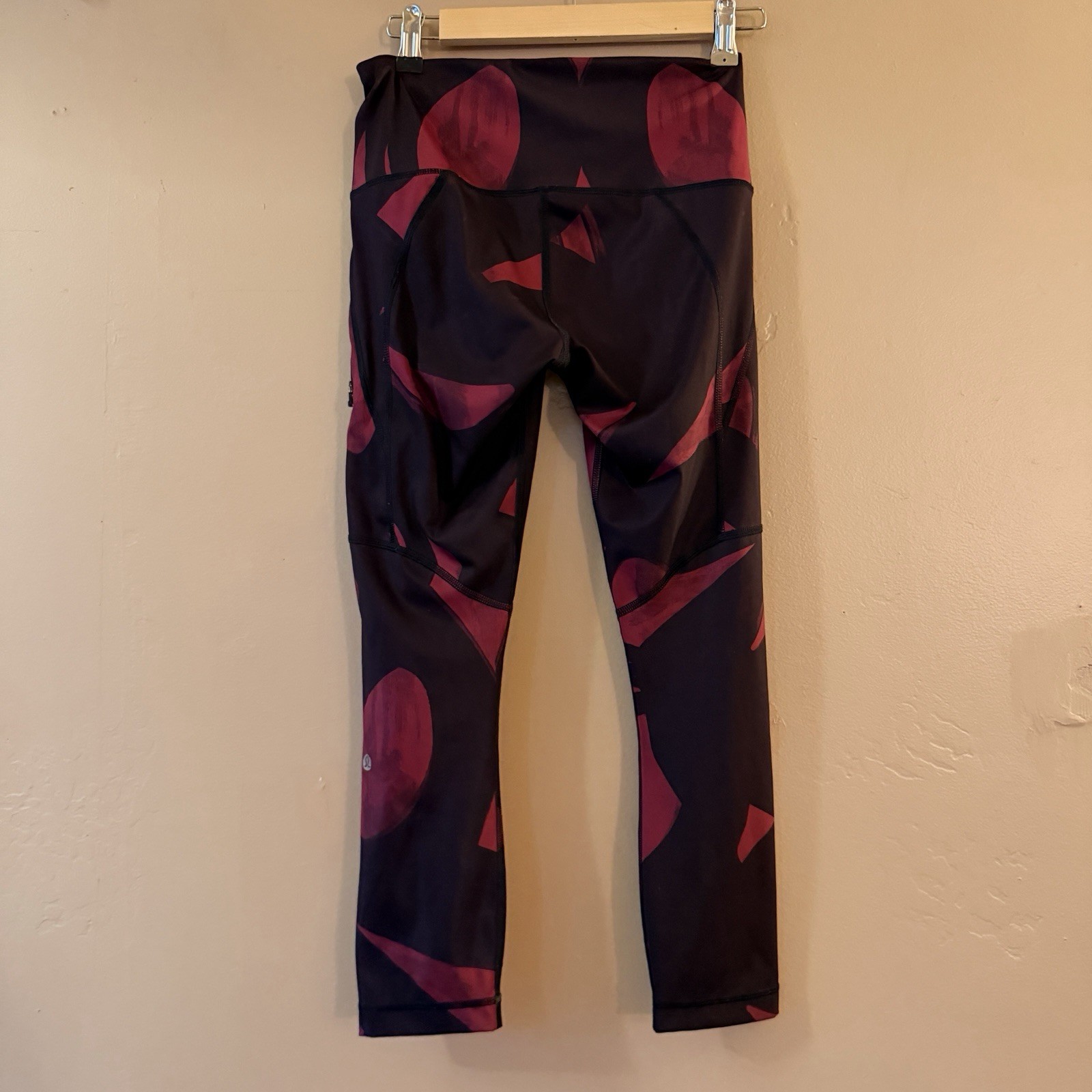 Lululemon All Sport Crop Back Spin Stroke Dashing Legging Purple Black Size 4
