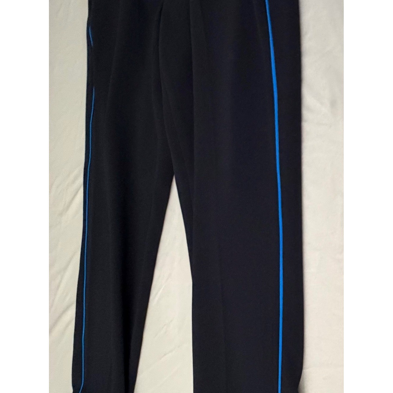 Theory Treeca Navy Pull-on Pants in Admiral Crepe With Electric Blue Edge