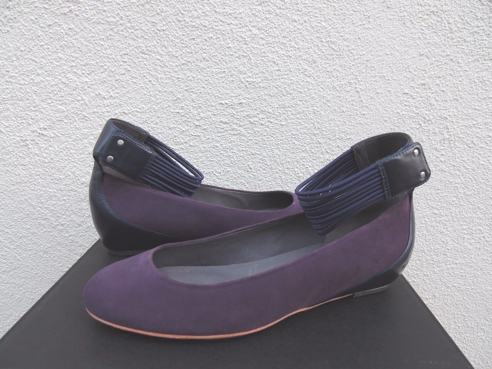 TSUBO GYLDA AMETHYST SUEDE HIDDEN WEDGE ANKLE STRAP FLATS, US 9/ EUR 40 ~NEW