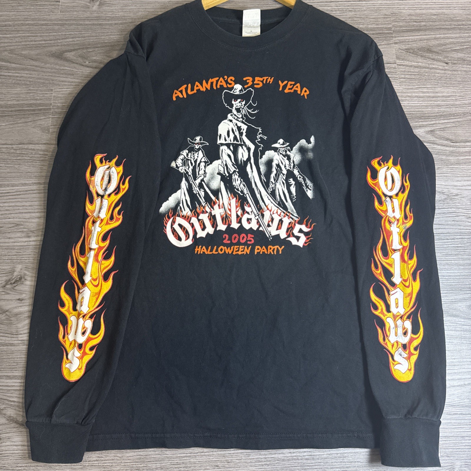 Vintage Y2K Outlaws Club Biker 2005 Atlanta Long Sleeve Flame Black Mens Large