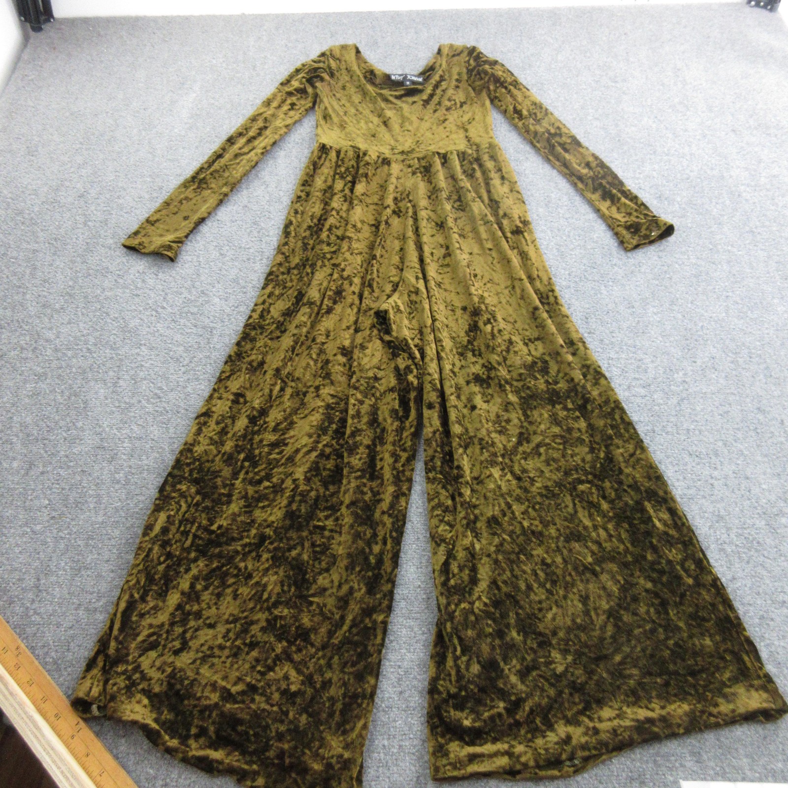 Vtg Betsey Johnson Jumpsuit Womens Medium Green Velvet Long Sleeve Wide Leg