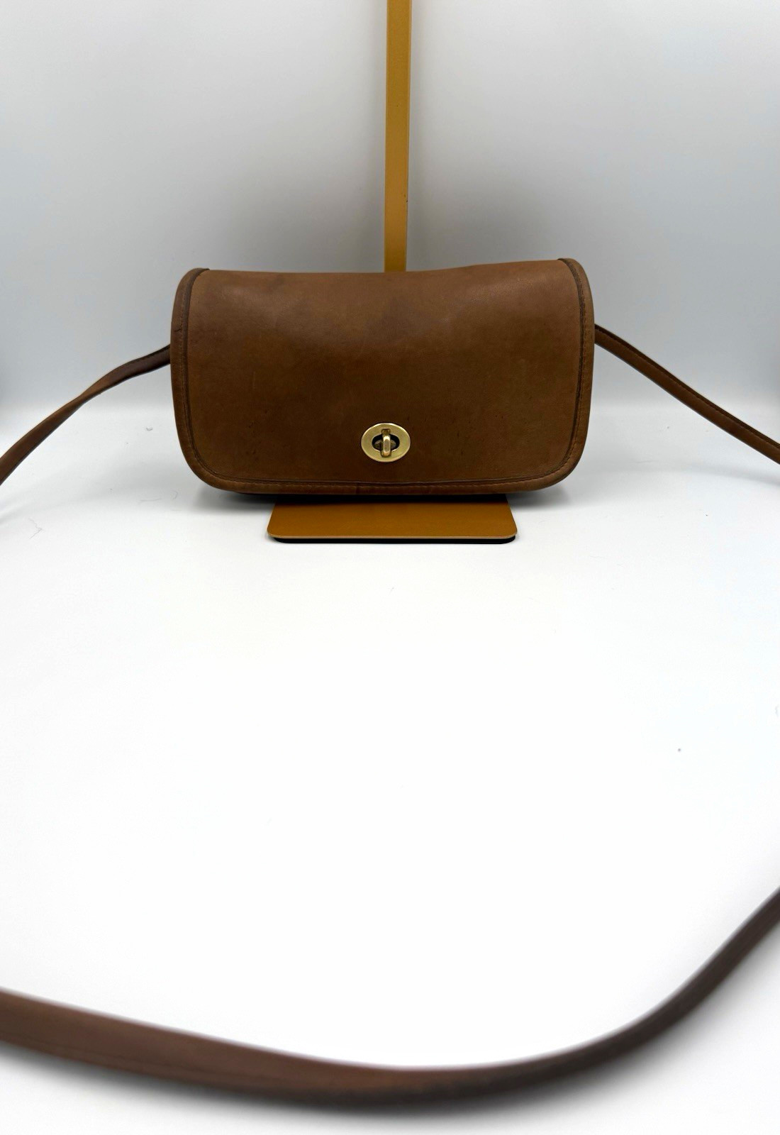 Vintage Coach Glove Tanned Leather Dinky Turnlock with Suede Interior
