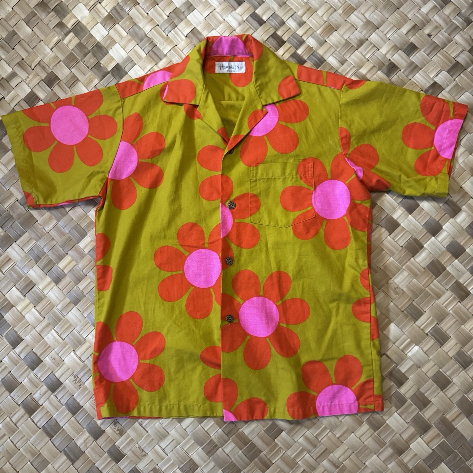 HAWAII NEI HONOLULU Vtg 60/70s Mod Floral Hawaiian Shirt Sz Small Coin Buttons