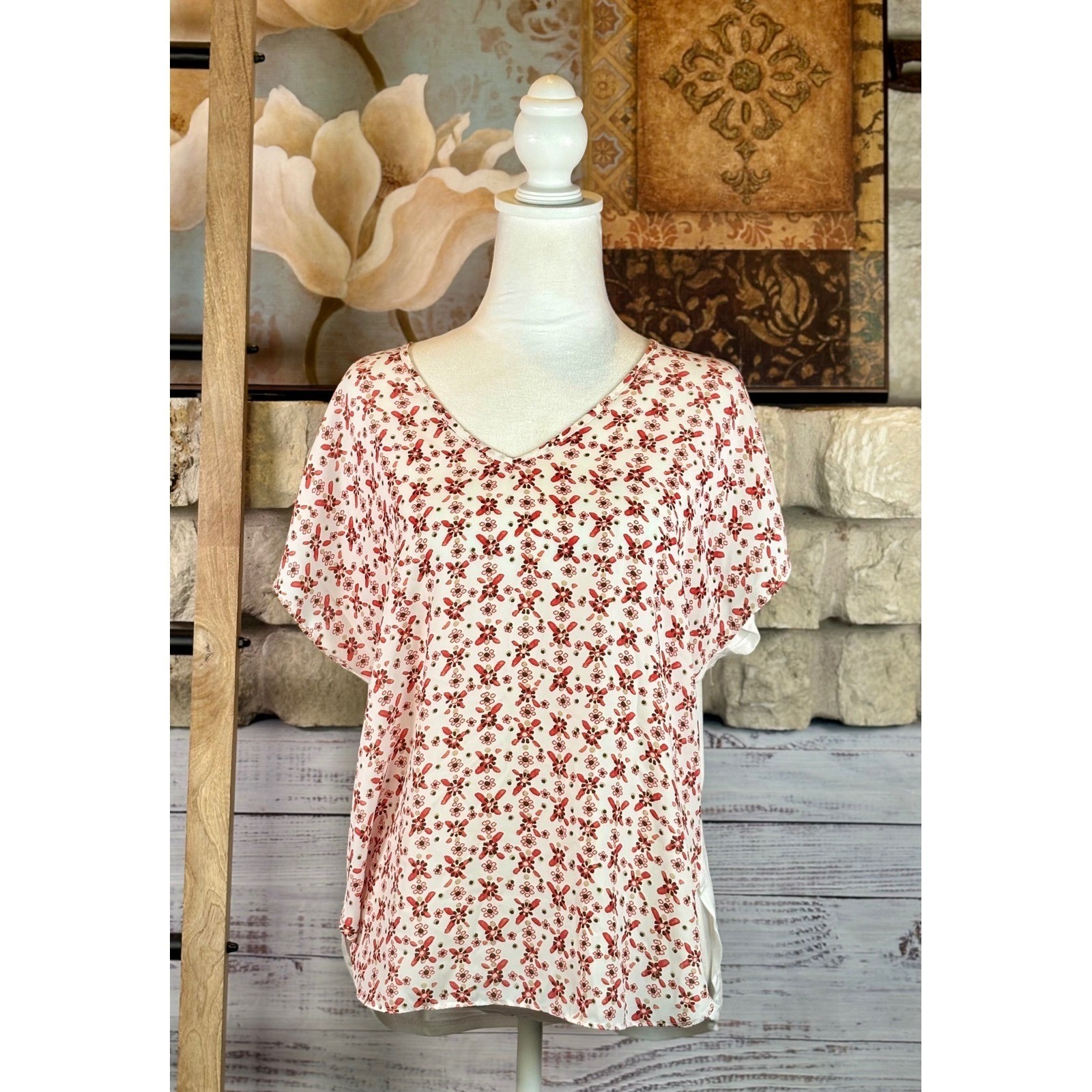 Loft Outlet Womens Petite Small SP Mixed Media Floral V-Neck Blouse Salmon Pink