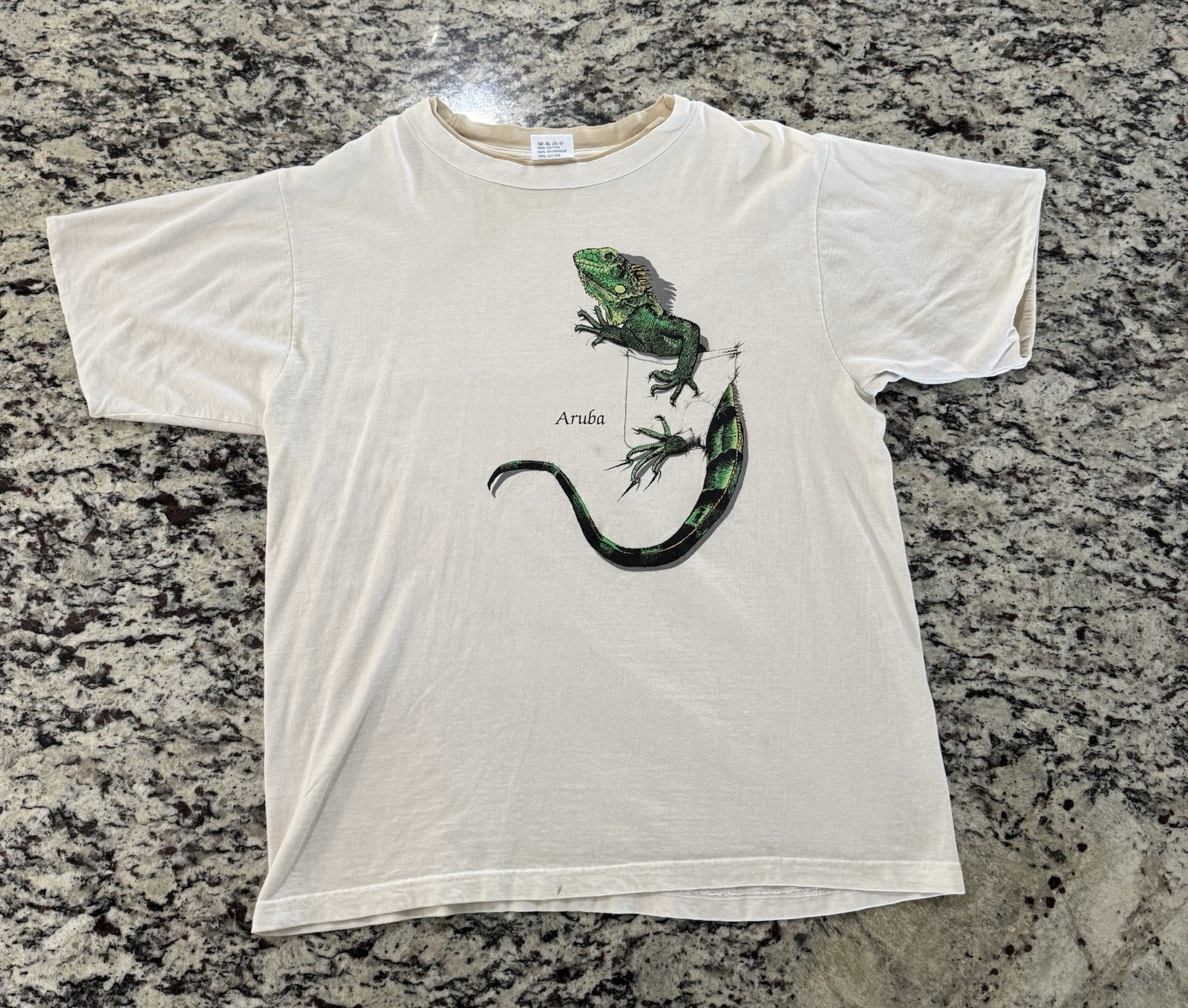 VTG Iguana Shirt Adult XL White Green Funny Pocket Graphic Print Mens