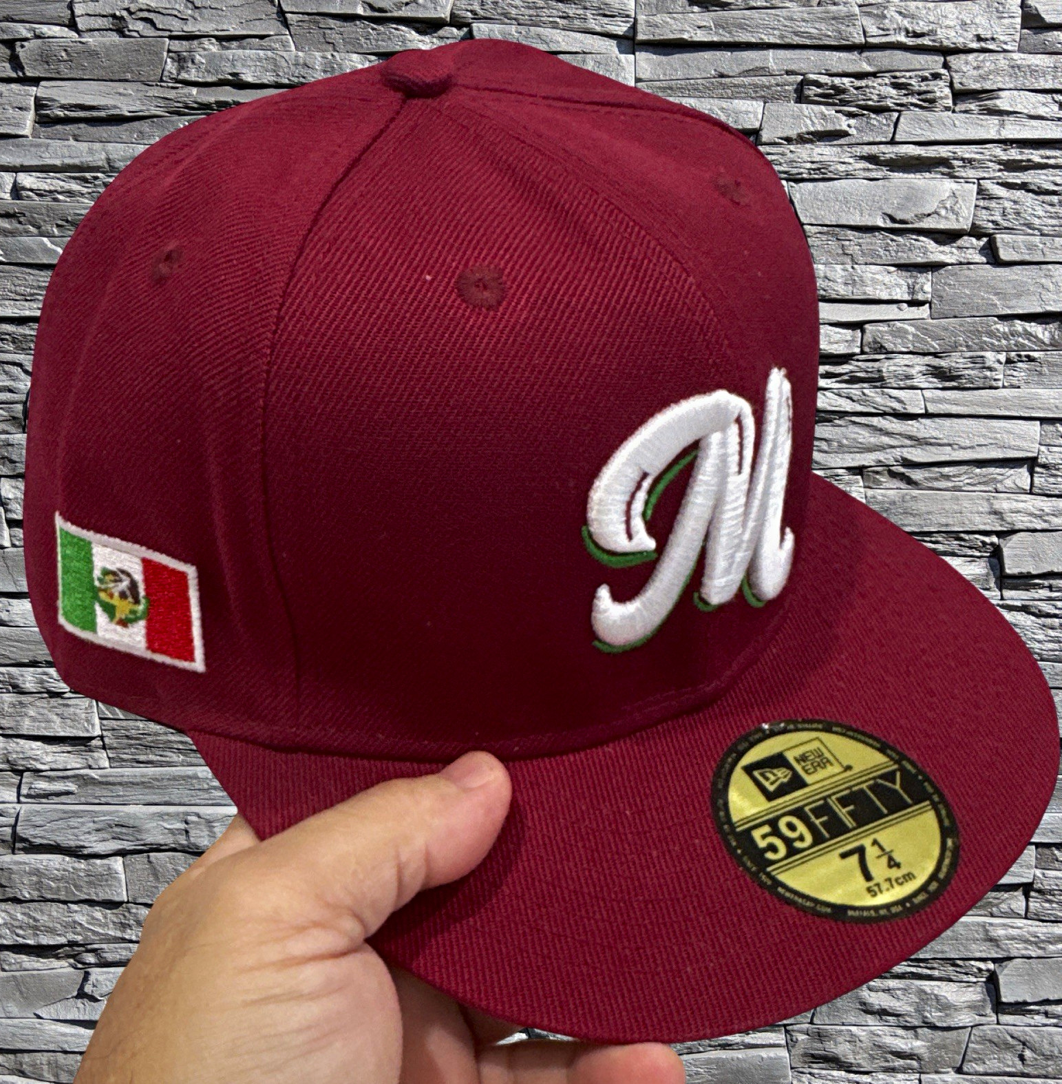 New Era 59FIFTY Burgundy Fitted Baseball Cap 6 Panel Polyester Twill 7 1/4 Men