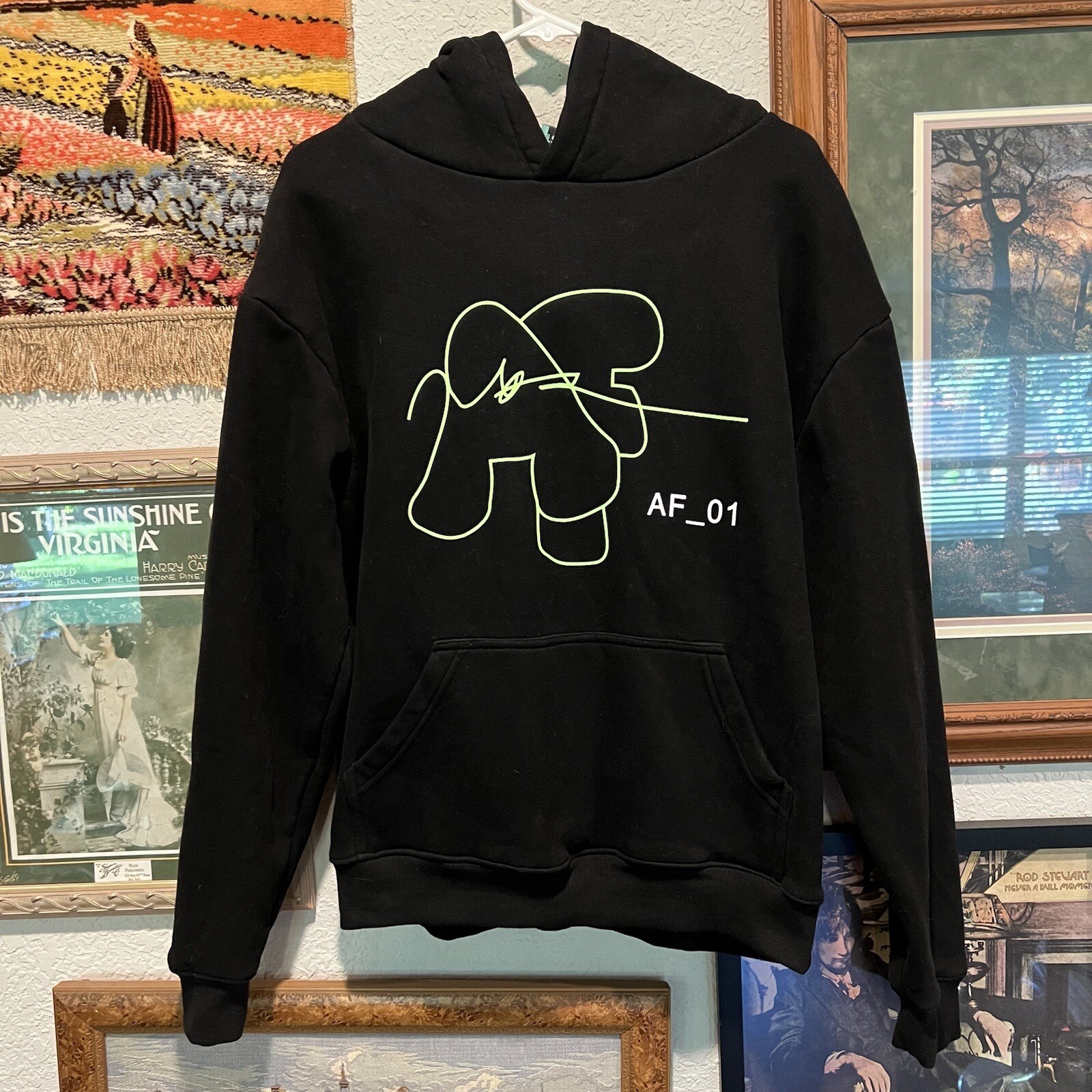 About-Face Multi-Dimensional Make - U (P) RARE Hoodie Size Small