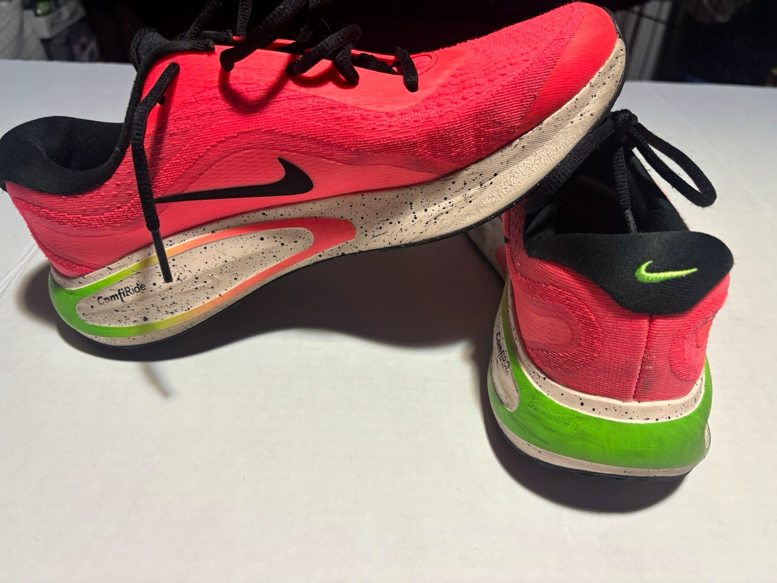 Nike Journey Run Women’s 10 / Men’s 8.5 Hot Punch Pink Low Top Lace Up