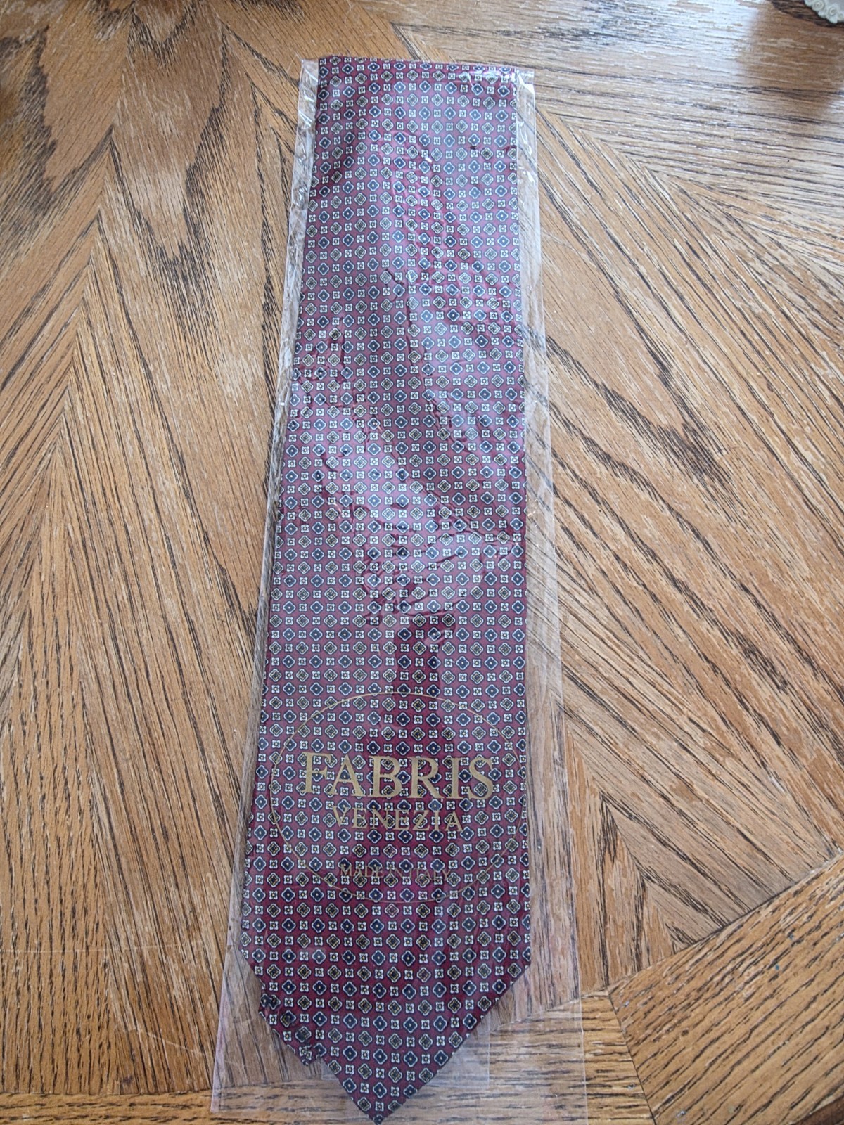 VTG Fabris Venezia Necktie Red Silk Medallion Geometric Made in Italy Mens OS