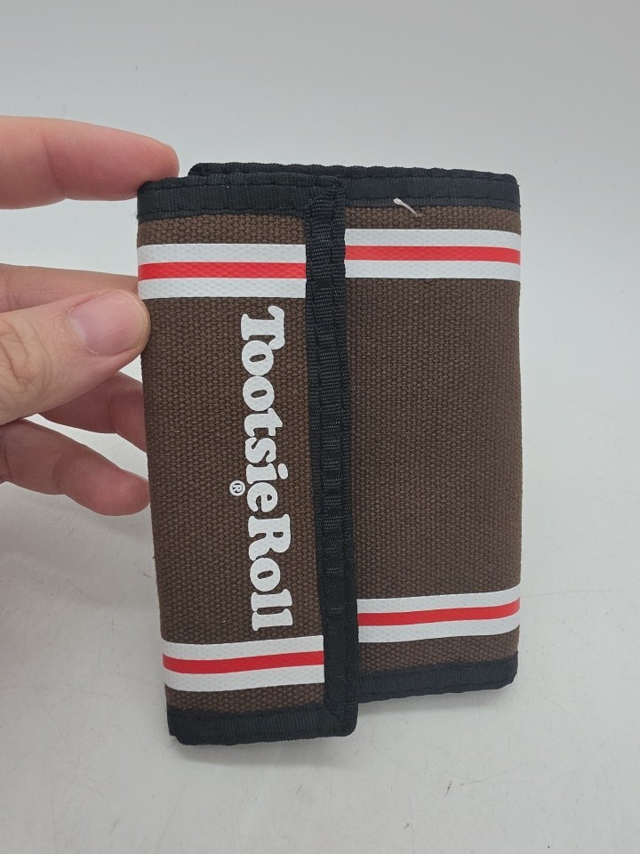 Tootsie Roll Strap Fold Wallet New Only One Ebay Rare Sold Out 