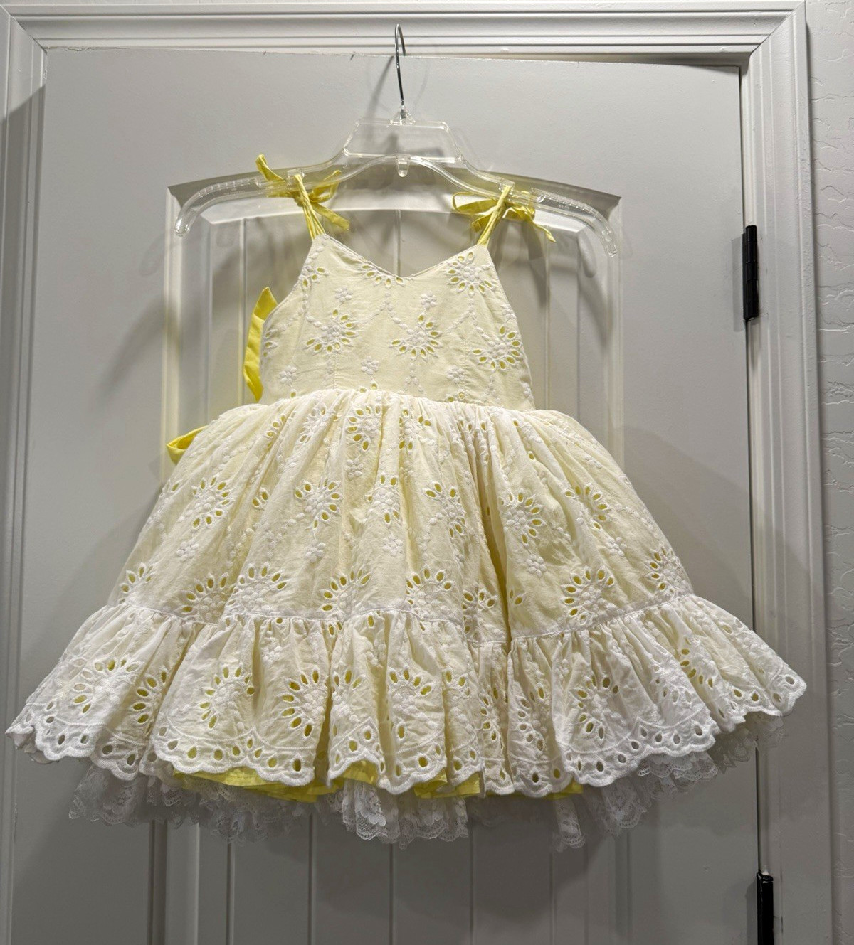 Evie\'s Closet Yellow Eyelet Tiered Ruffle Party Dress - Size 4