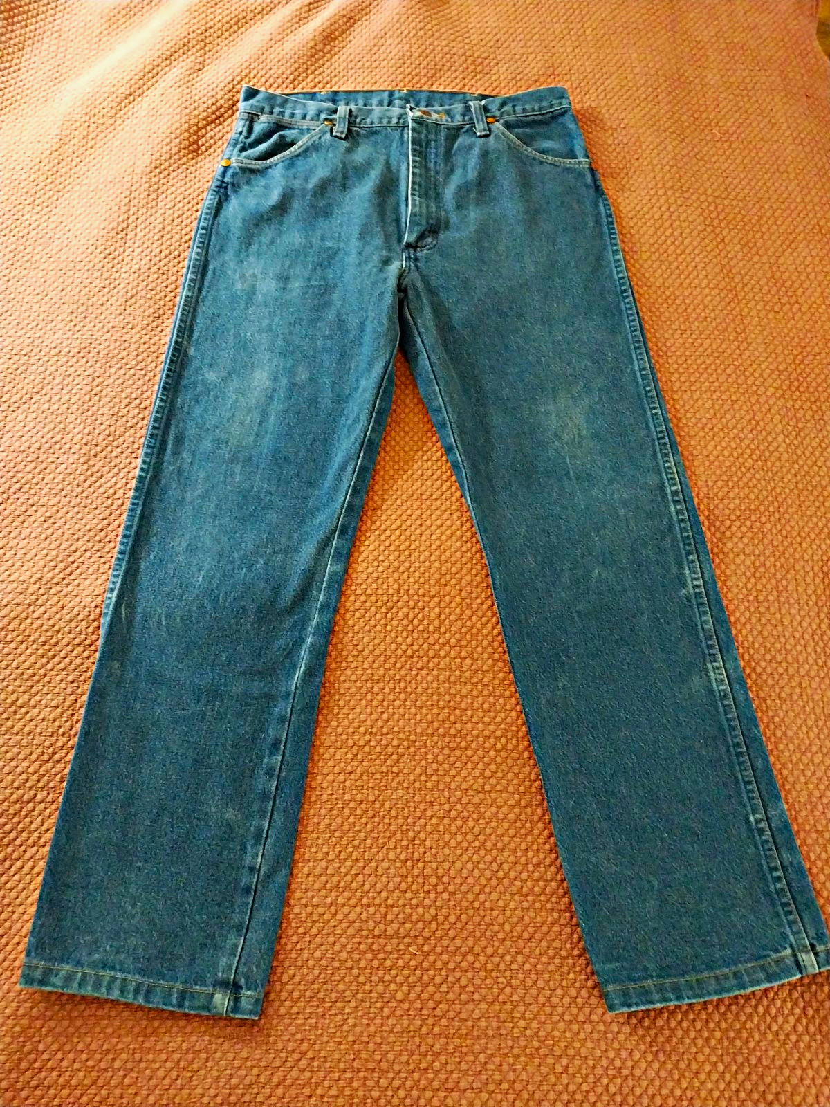 Wrangler Cowboy Cut 13MWZ Men’s Blue Medium Wash Denim Straight Jeans 32x30