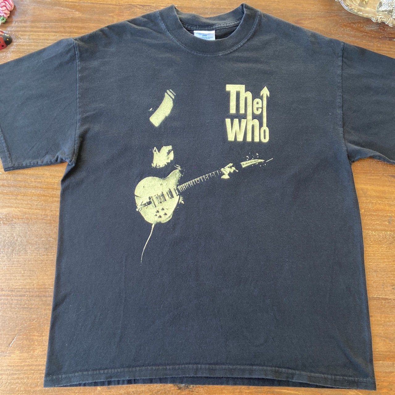 VINTAGE The Who T Shirt Men XL Black Rock Band Graphic 2002 Tour Concert
